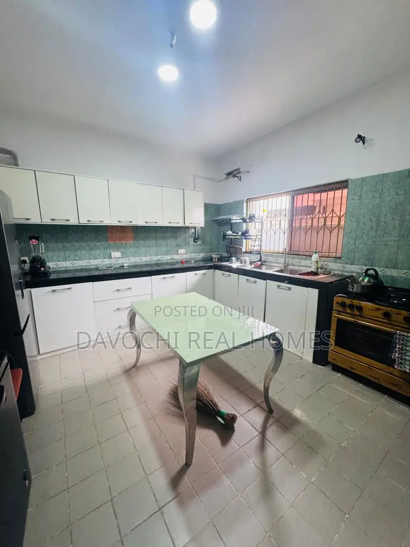 Furnished 4bdrm Duplex in Vgc, Lekki Phase 2 for rent