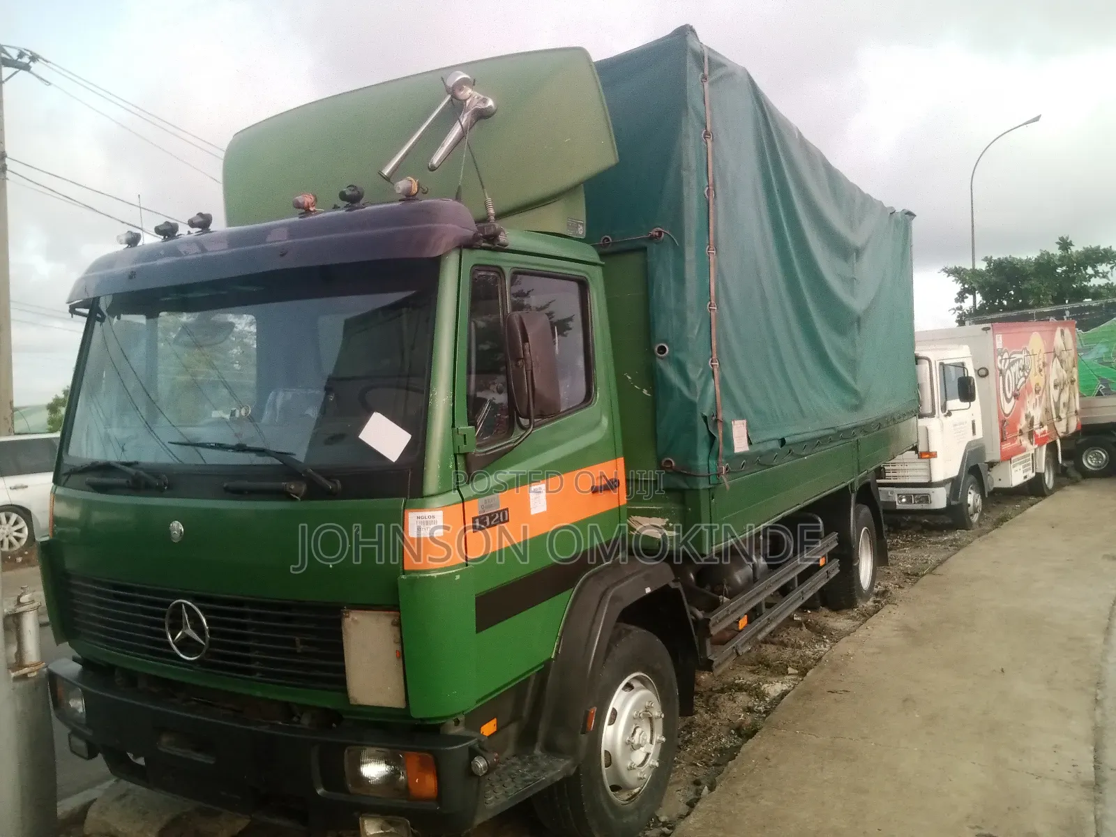 1320 Mercedes Benz Truck