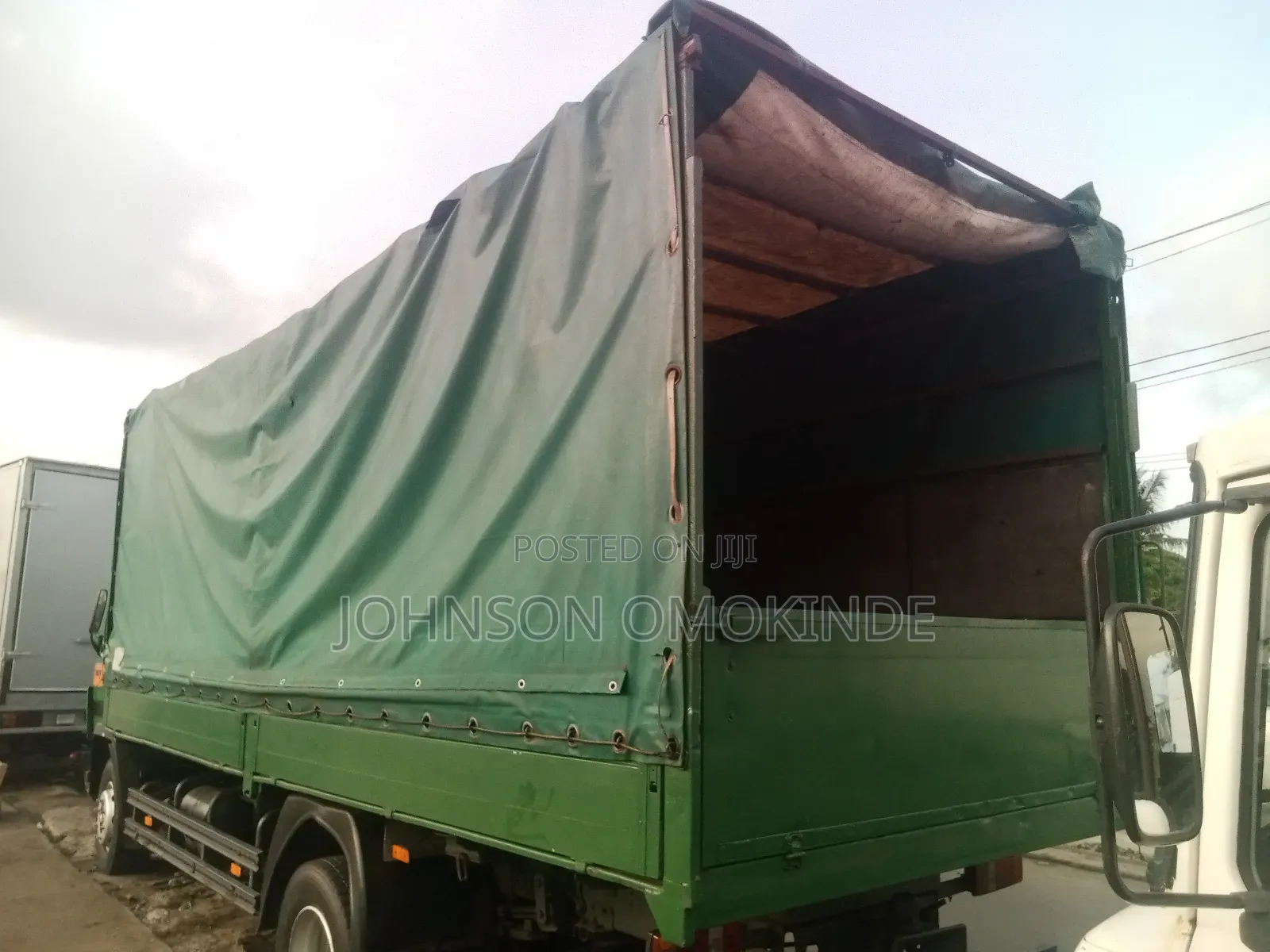 1320 Mercedes Benz Truck