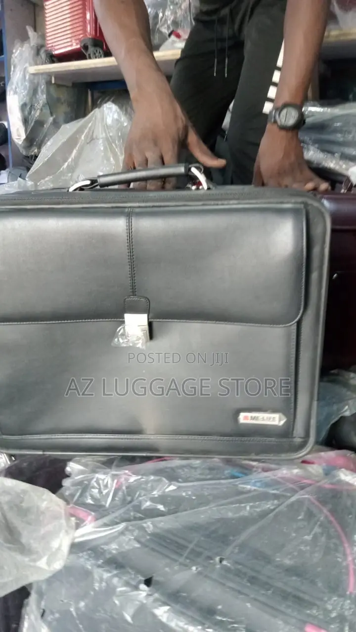 Me- Life Leather Pilotcase