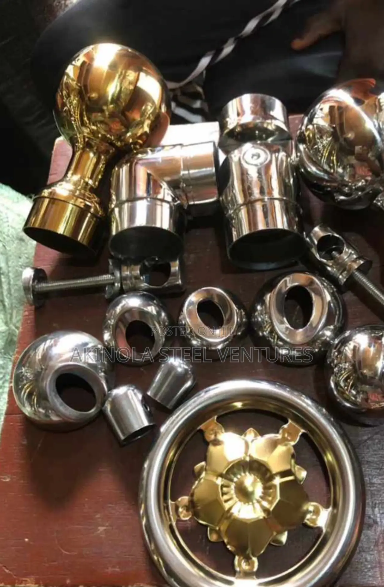 Stainless Steel Hand Railings Accessories
