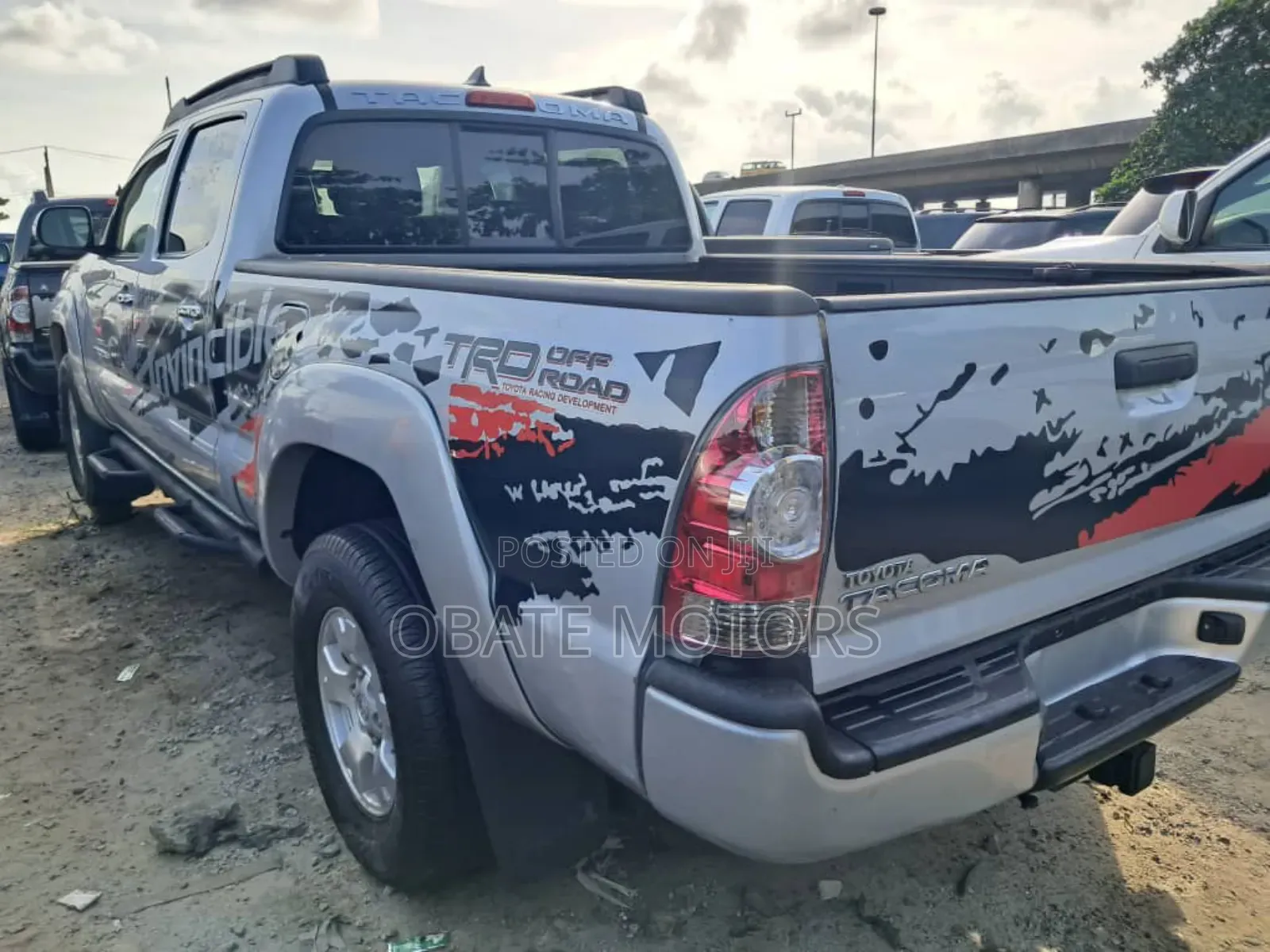 Toyota Tacoma 4dr Double Cab 5.0 ft. SB (2.7L 4cyl 4A) 2015 Silver