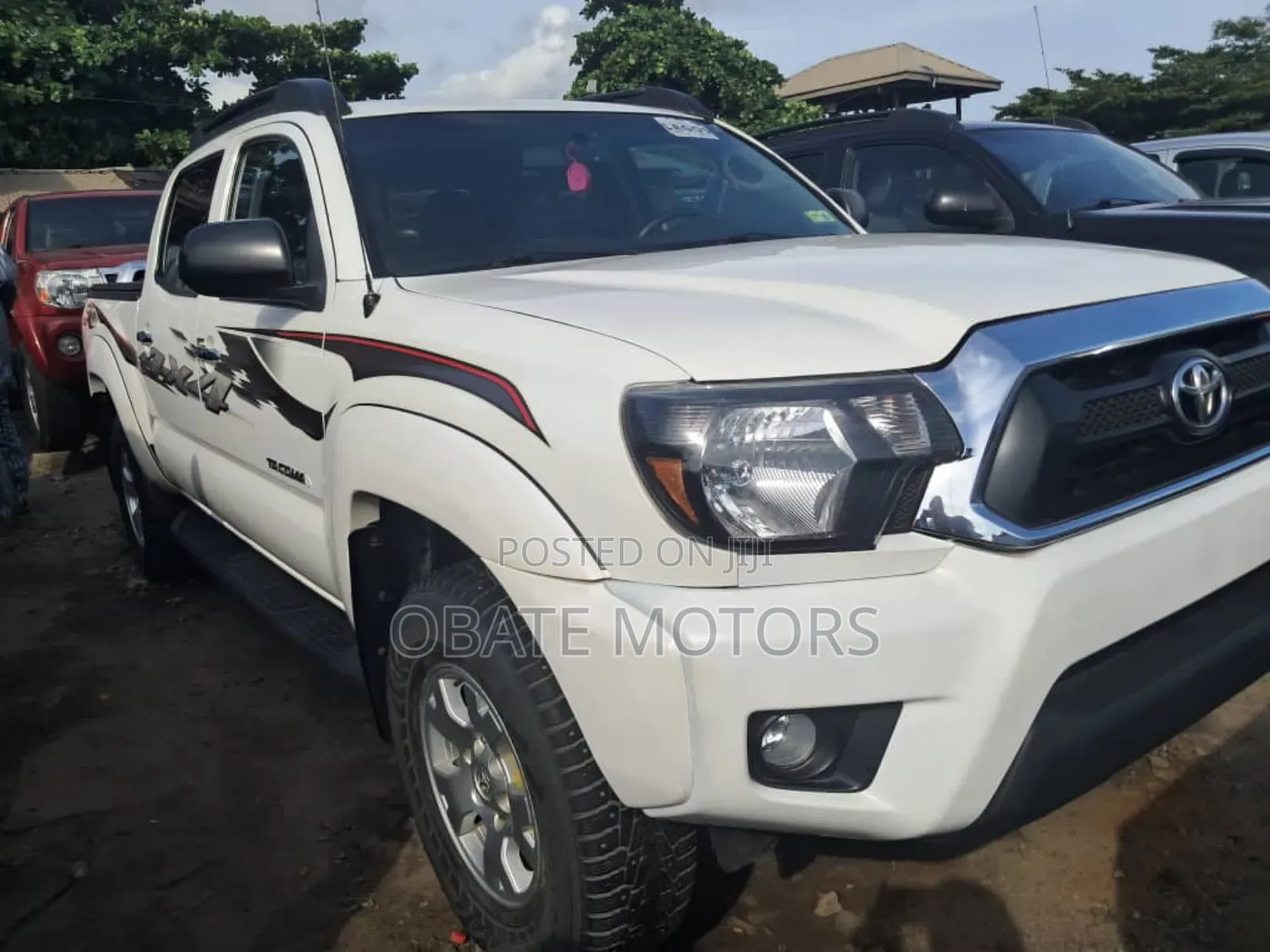 Toyota Tacoma PreRunner 4dr Double Cab 5.0 ft. SB (2.7L 4cyl 4A) 2015 White