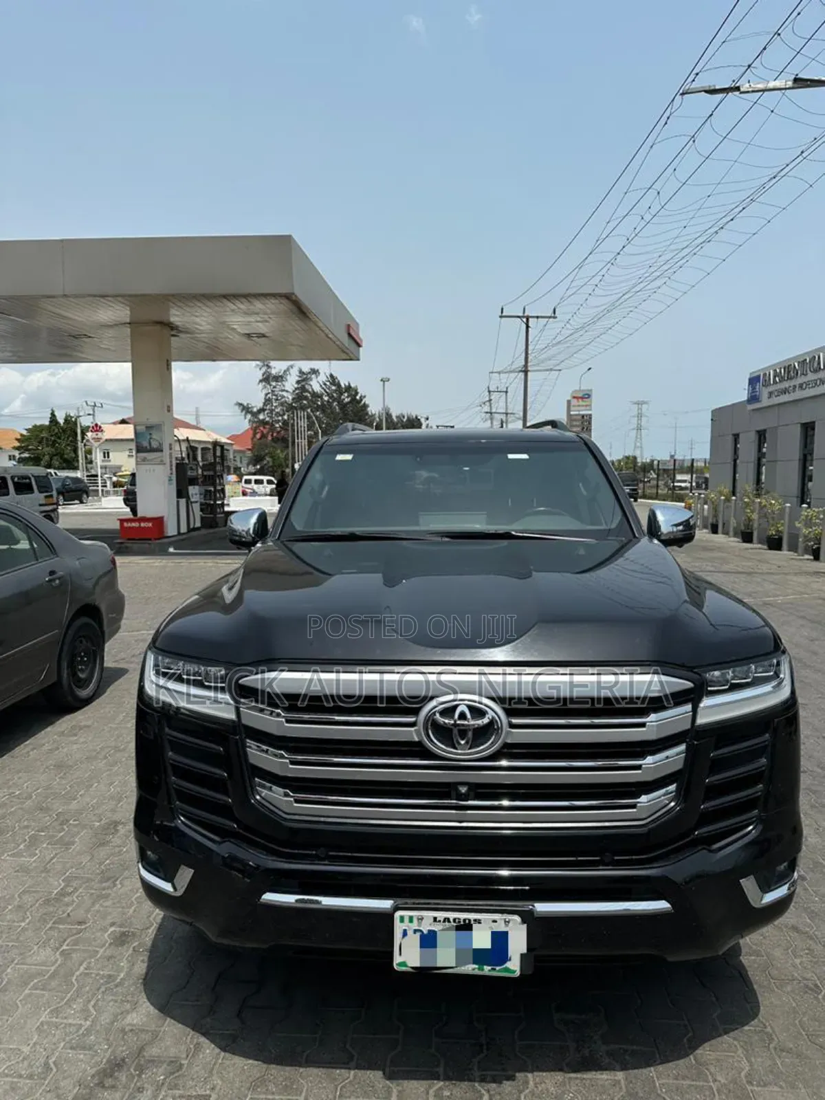Toyota Land Cruiser for Rent