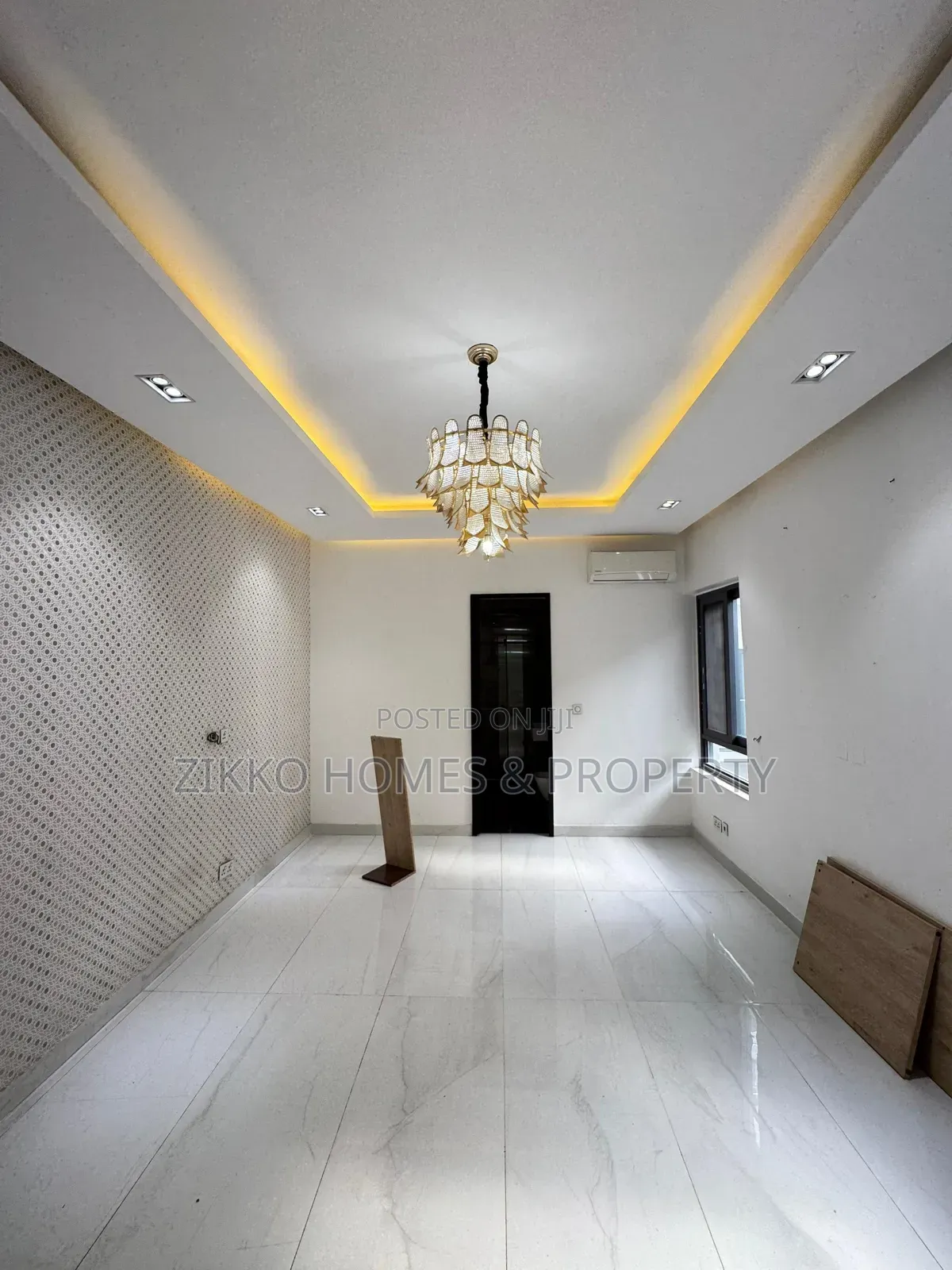5bdrm Duplex in Old Ikoyi for sale