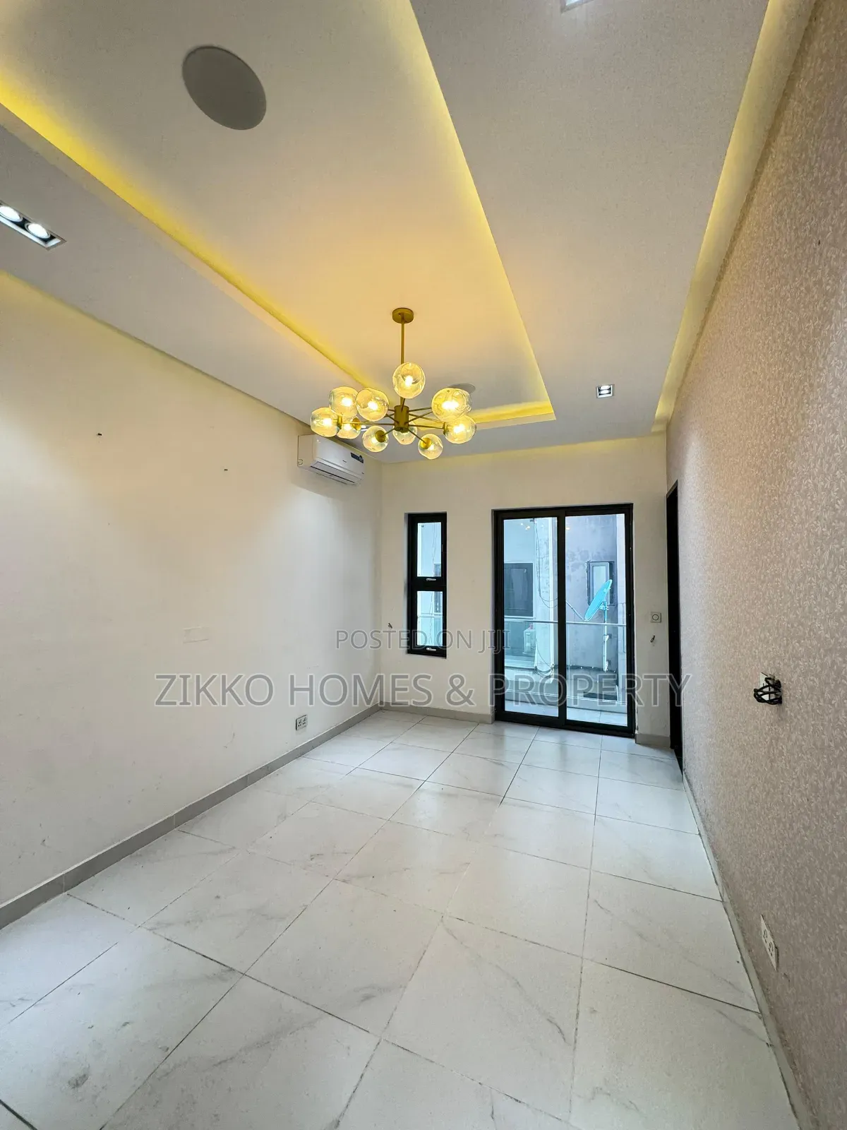 5bdrm Duplex in Old Ikoyi for sale