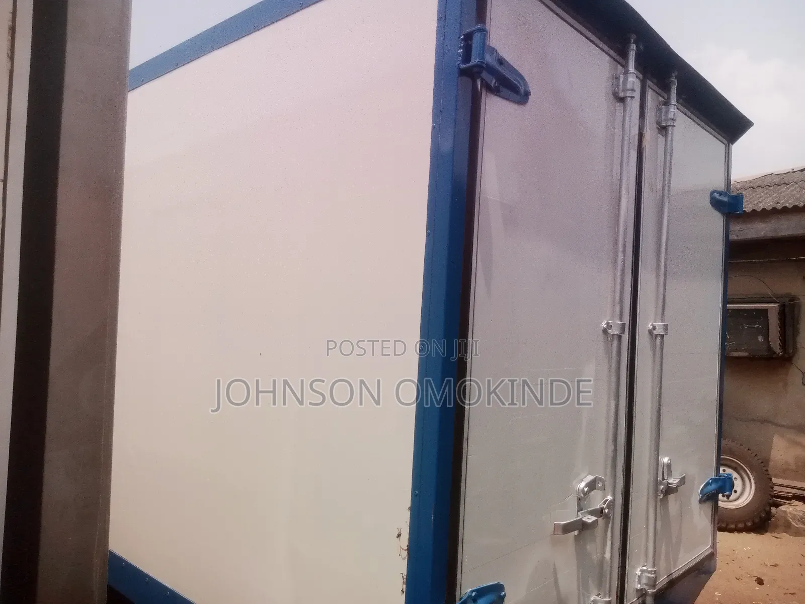 Toyoy Dyna Container Body