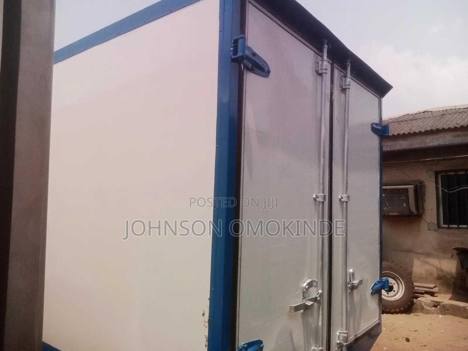 Toyoy Dyna Container Body