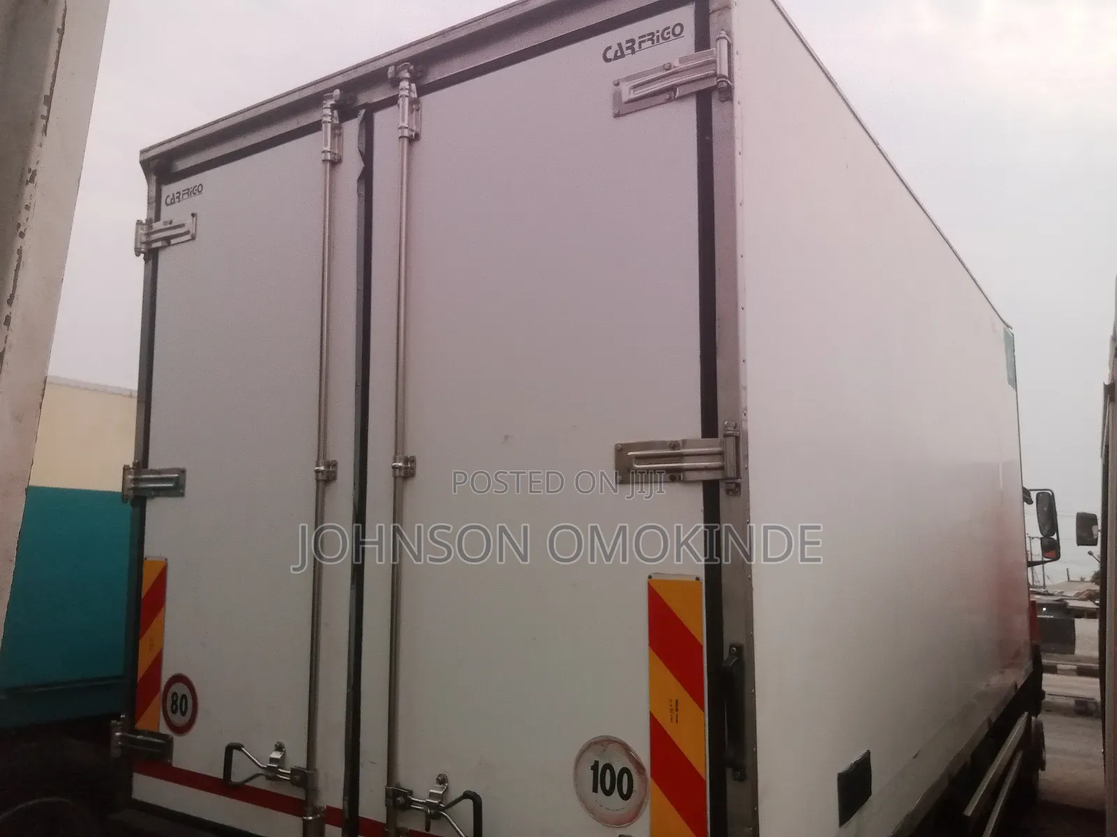 Mercedes Benz Cooling Van