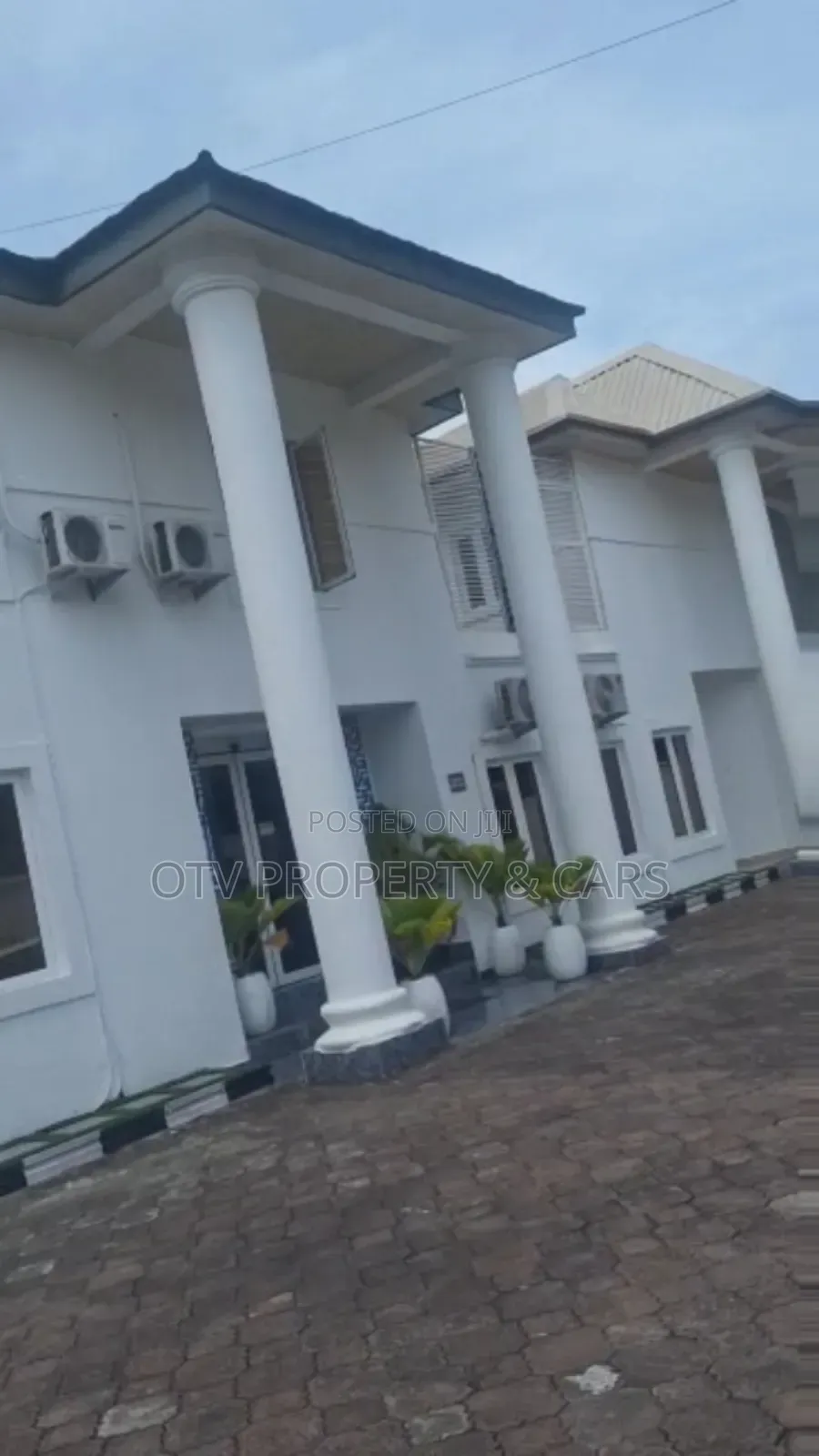 Furnished 10bdrm Duplex in Lekki Phase 1 for sale