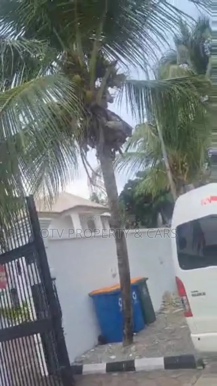 Furnished 10bdrm Duplex in Lekki Phase 1 for sale