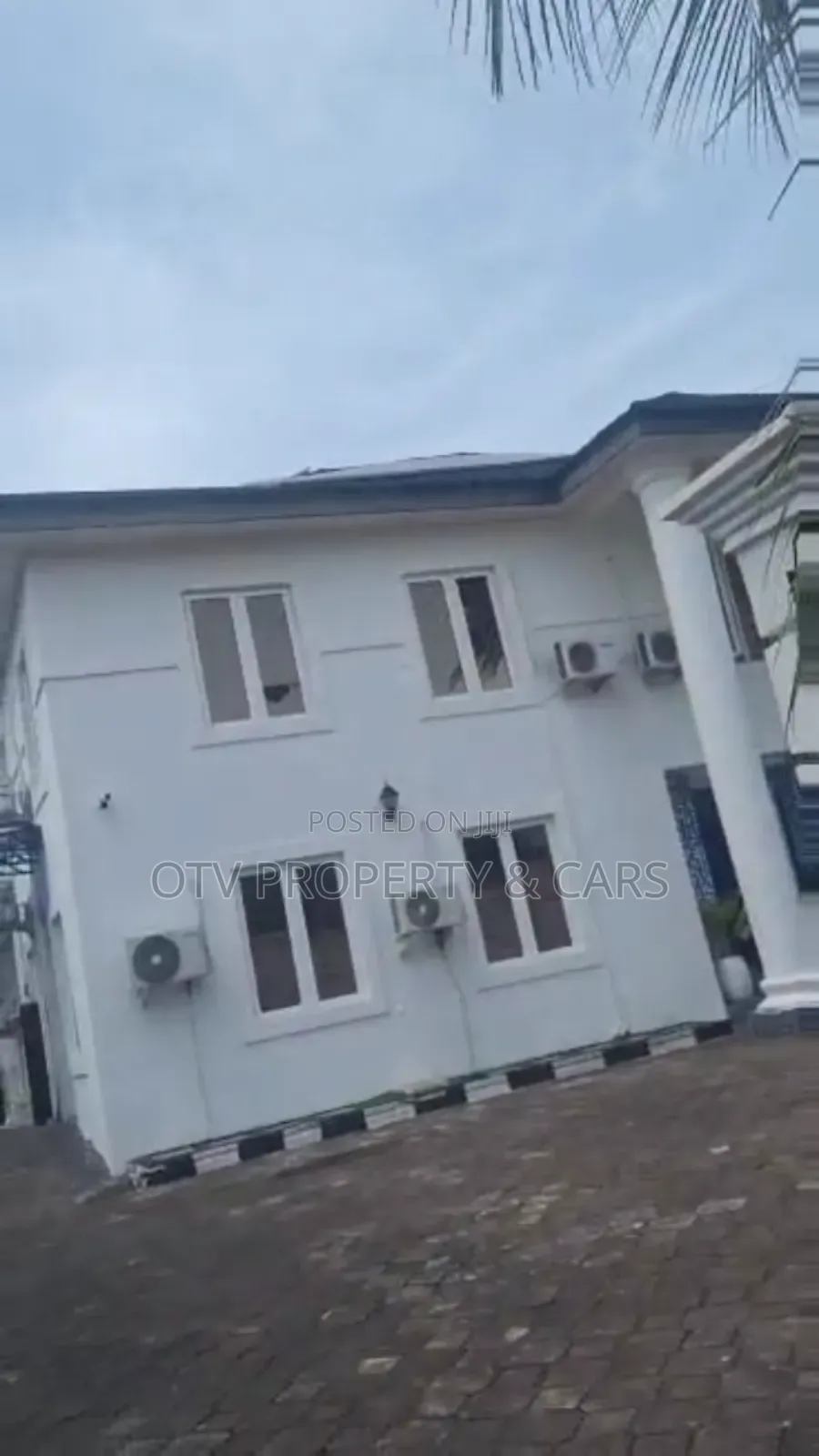 Furnished 10bdrm Duplex in Lekki Phase 1 for sale