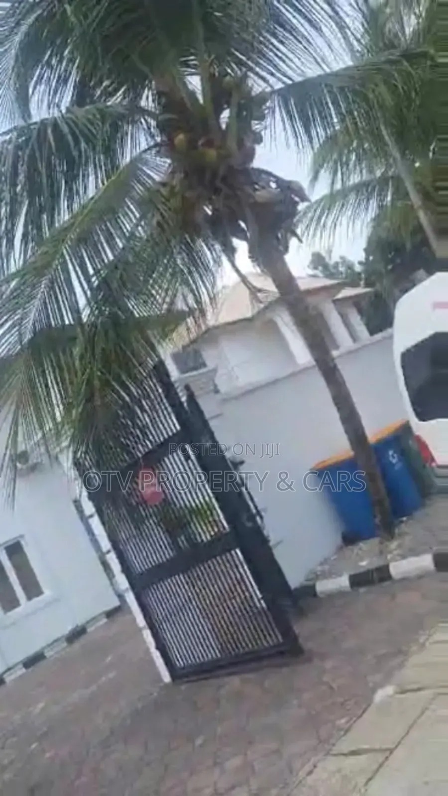 Furnished 10bdrm Duplex in Lekki Phase 1 for sale