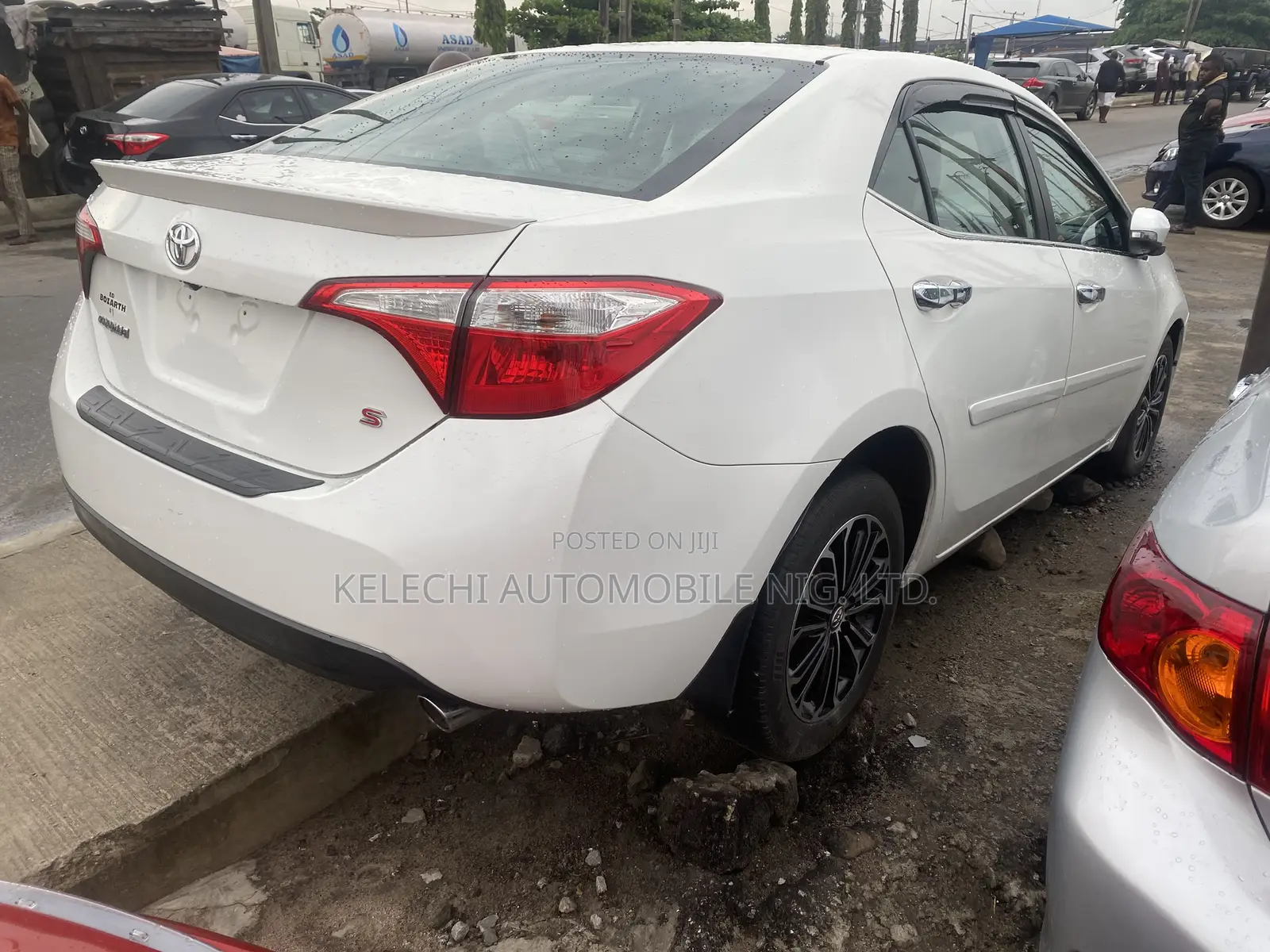 Toyota Corolla S 4dr Sedan (1.8L 4cyl CVT) 2014 White