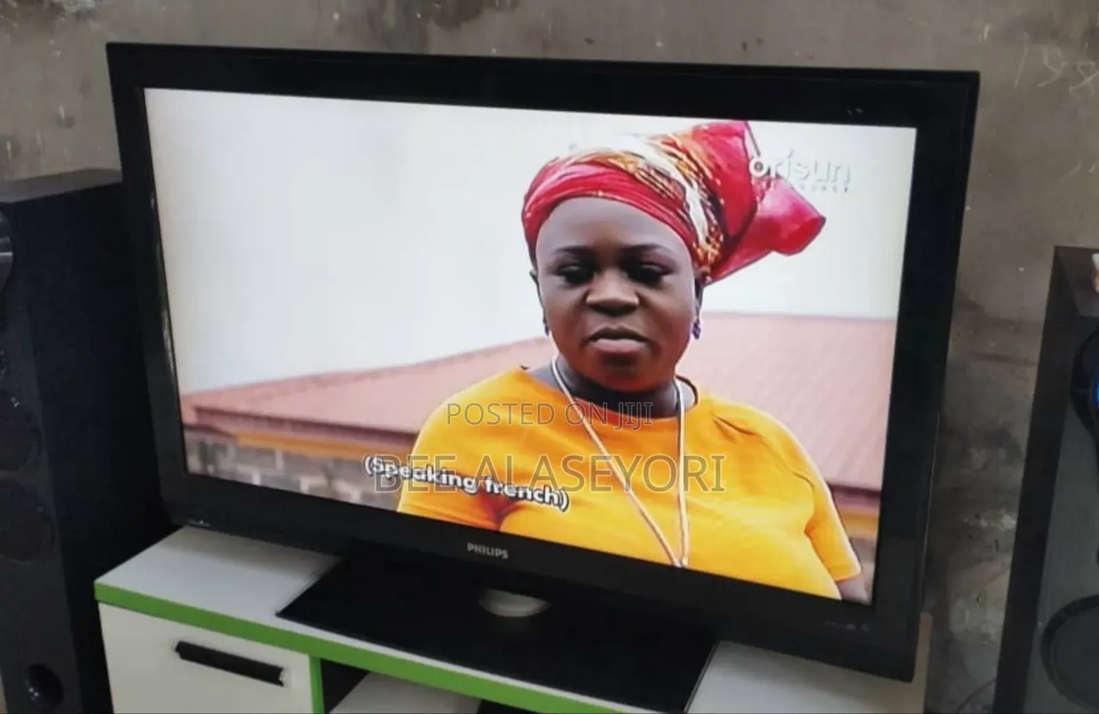 Very Neat 50" Philips 360 Rotation TV