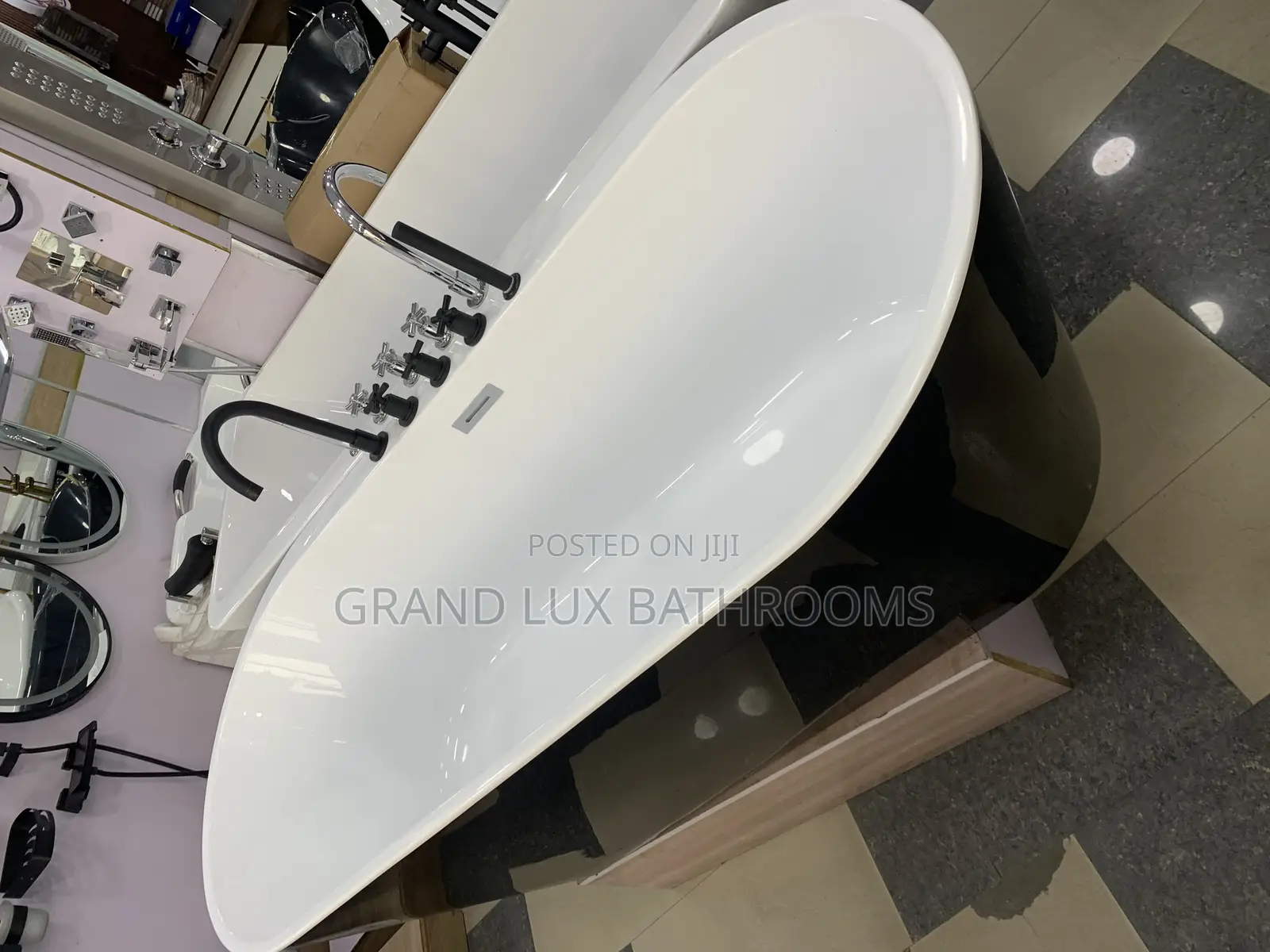 Modern Freestanding Bathtub With Dual Faucet System – Matt B