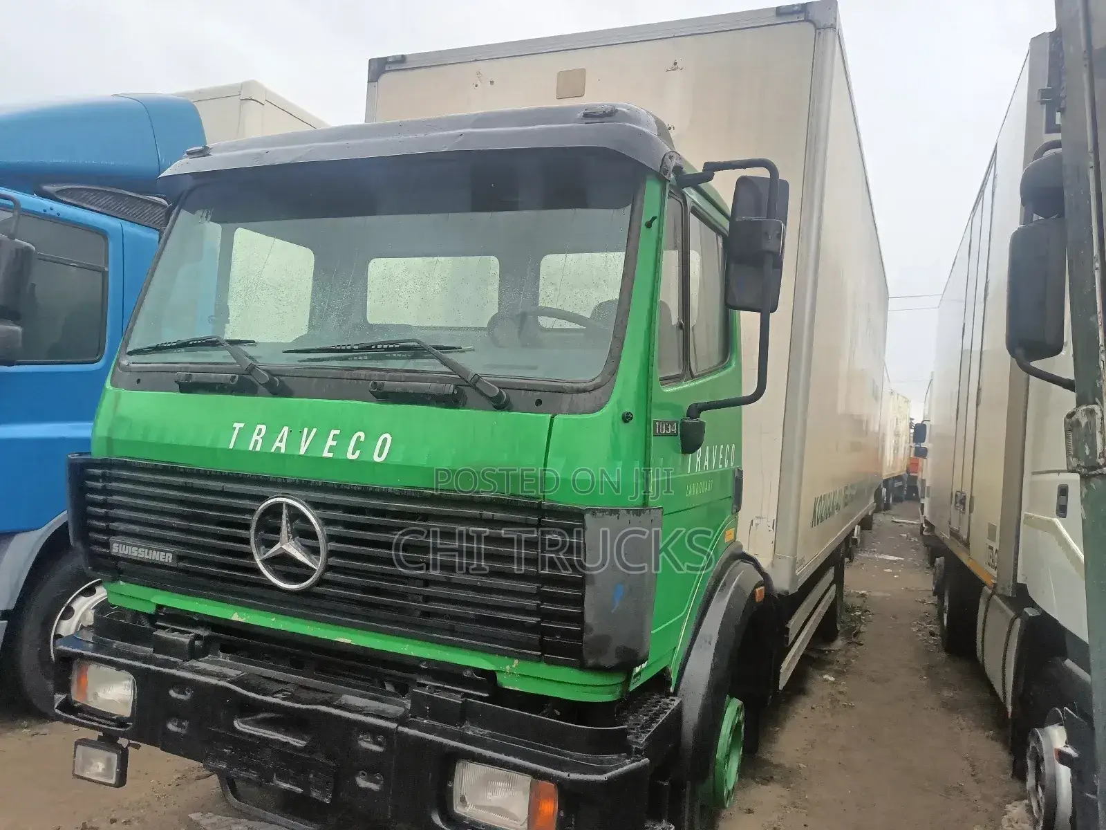 Mercedes Benz Cargo Truck 10bolt
