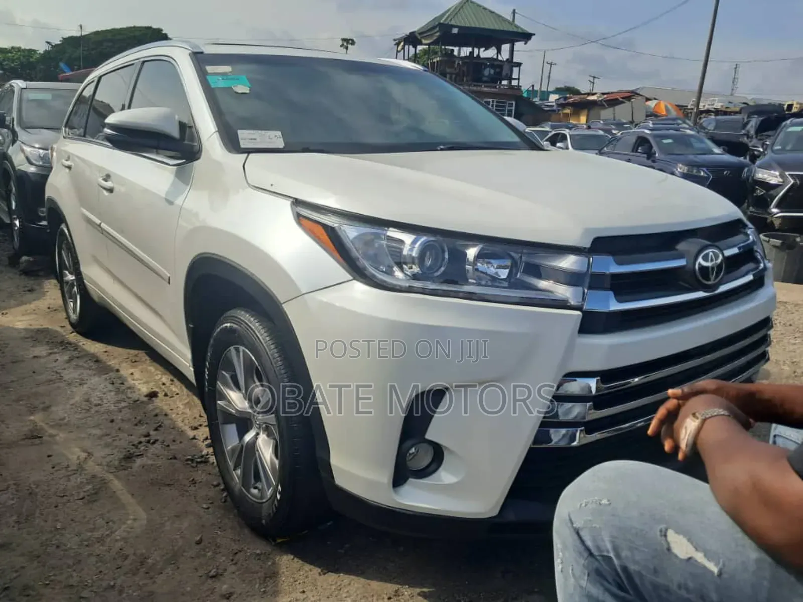 Toyota Highlander XLE 4dr SUV (3.5L 6cyl 6A) 2015 White