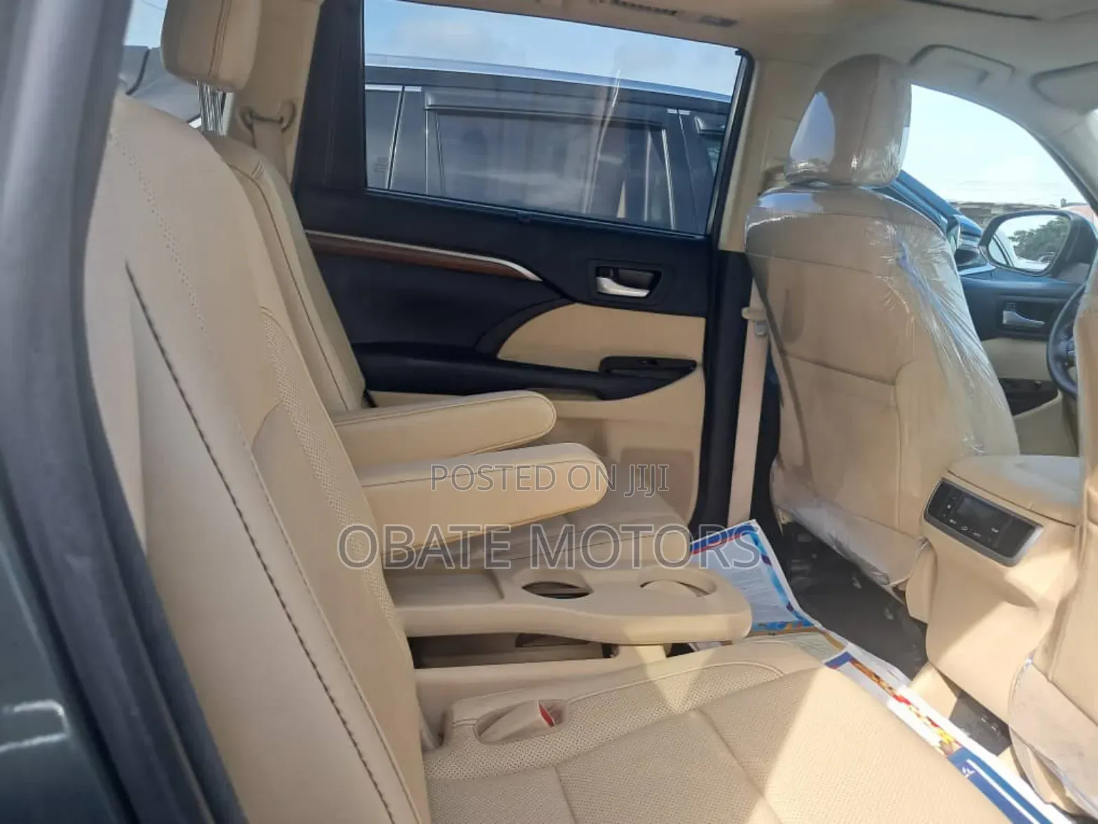 Toyota Highlander Limited Platinum 4x4 V6 (3.5L 6cyl 8A) 2017 Green