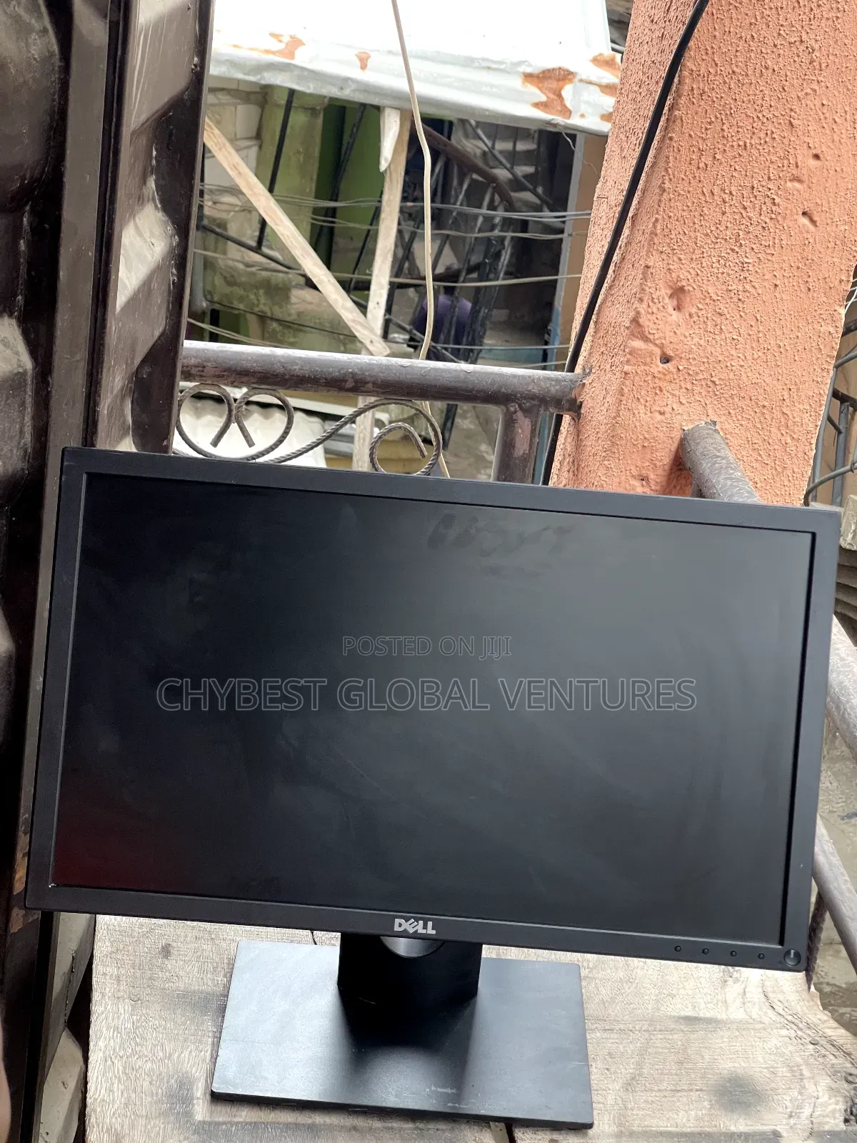 Dell 22 Inches Led Monitor