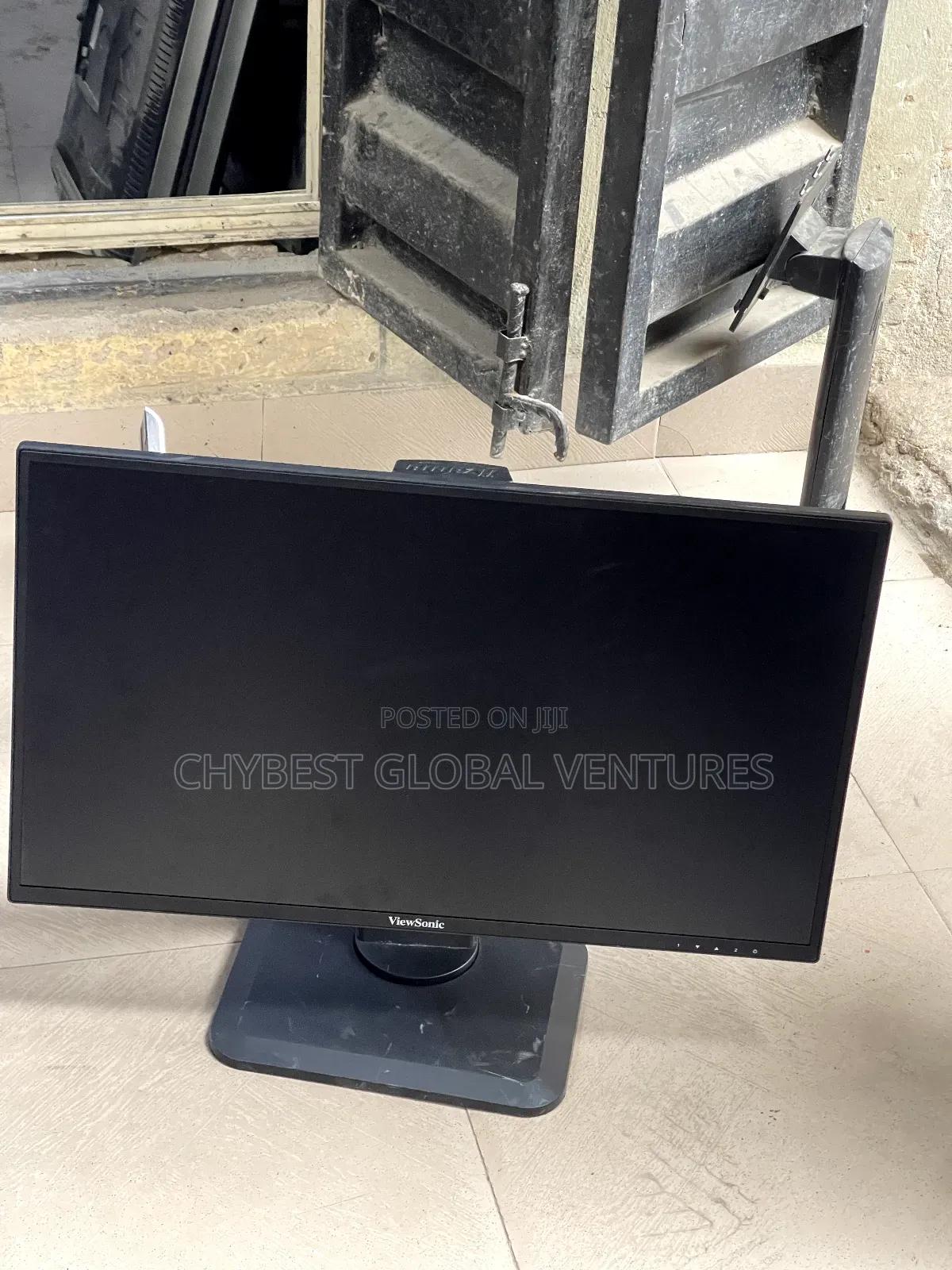 24 Inches Viewsonic Monitor
