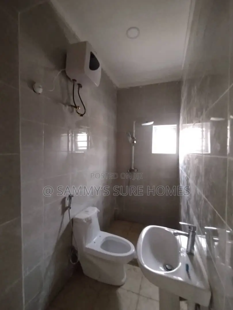 3bdrm Block of Flats in Jahi Gilmore for rent