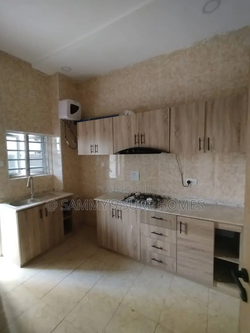 3bdrm Block of Flats in Jahi Gilmore for rent