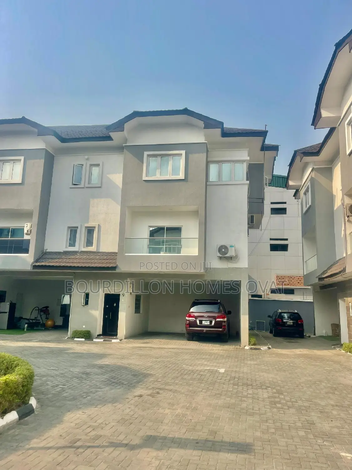 3bdrm Duplex in Lekki Phase 1 for sale