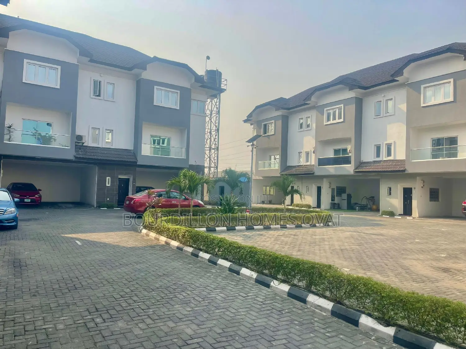 3bdrm Duplex in Lekki Phase 1 for sale