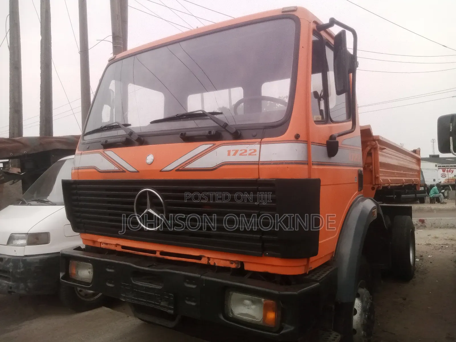 1722 Mercedes Benz Tipper