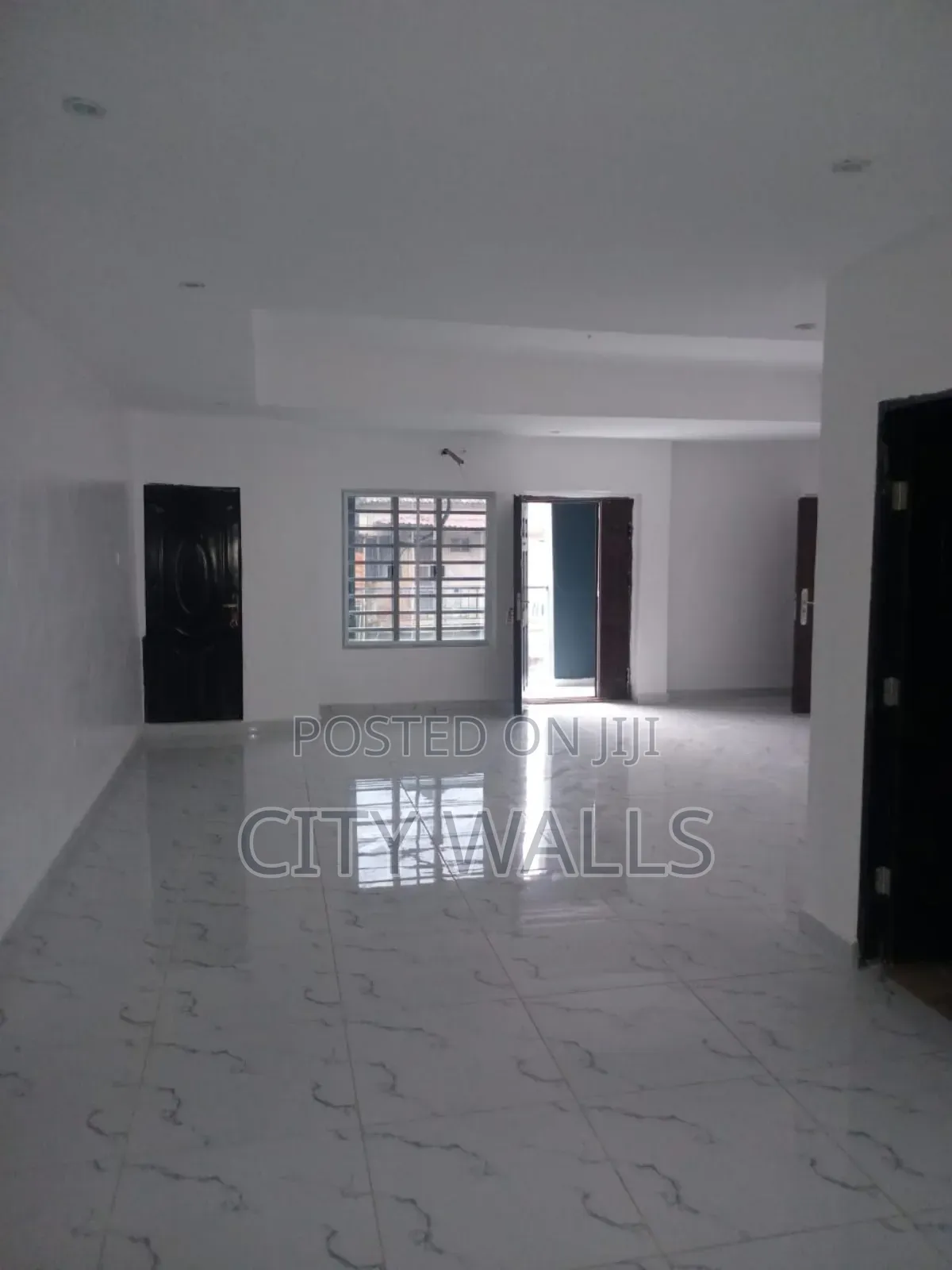 2bdrm Block of Flats in Seaside Estate, Badore for rent