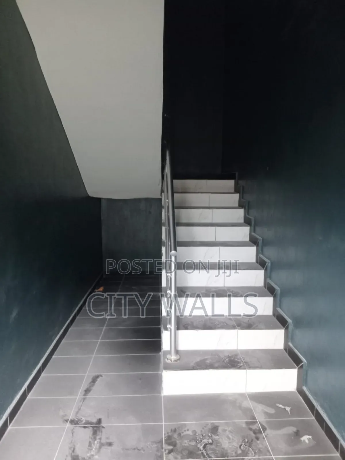 2bdrm Block of Flats in Seaside Estate, Badore for rent
