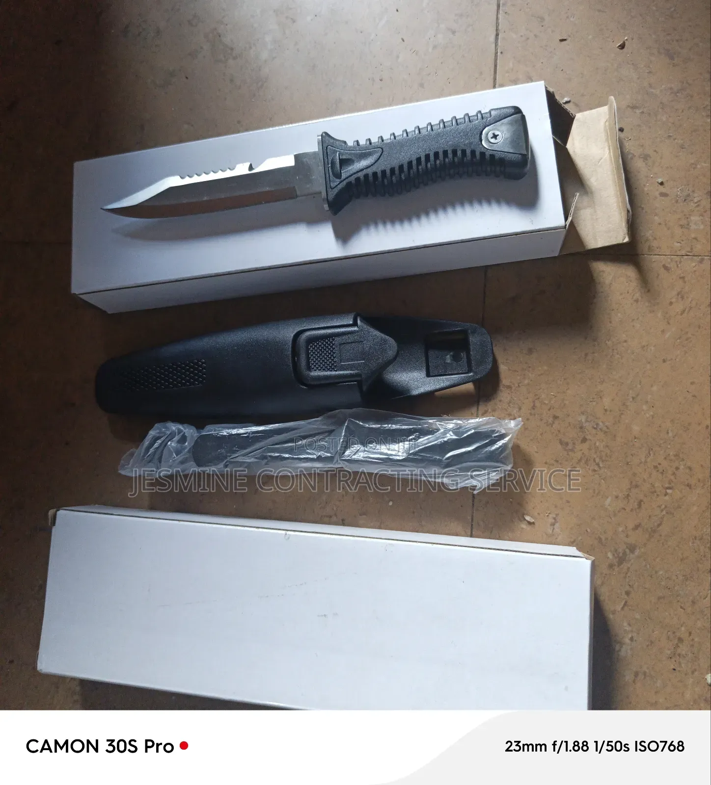 Divers Knife With Straps