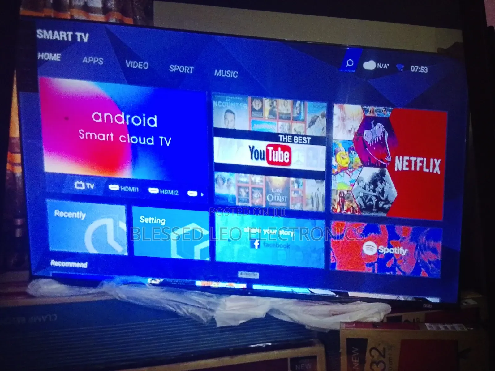65 Inches Smart Tv With Netflix Bluetooth Facebook and More