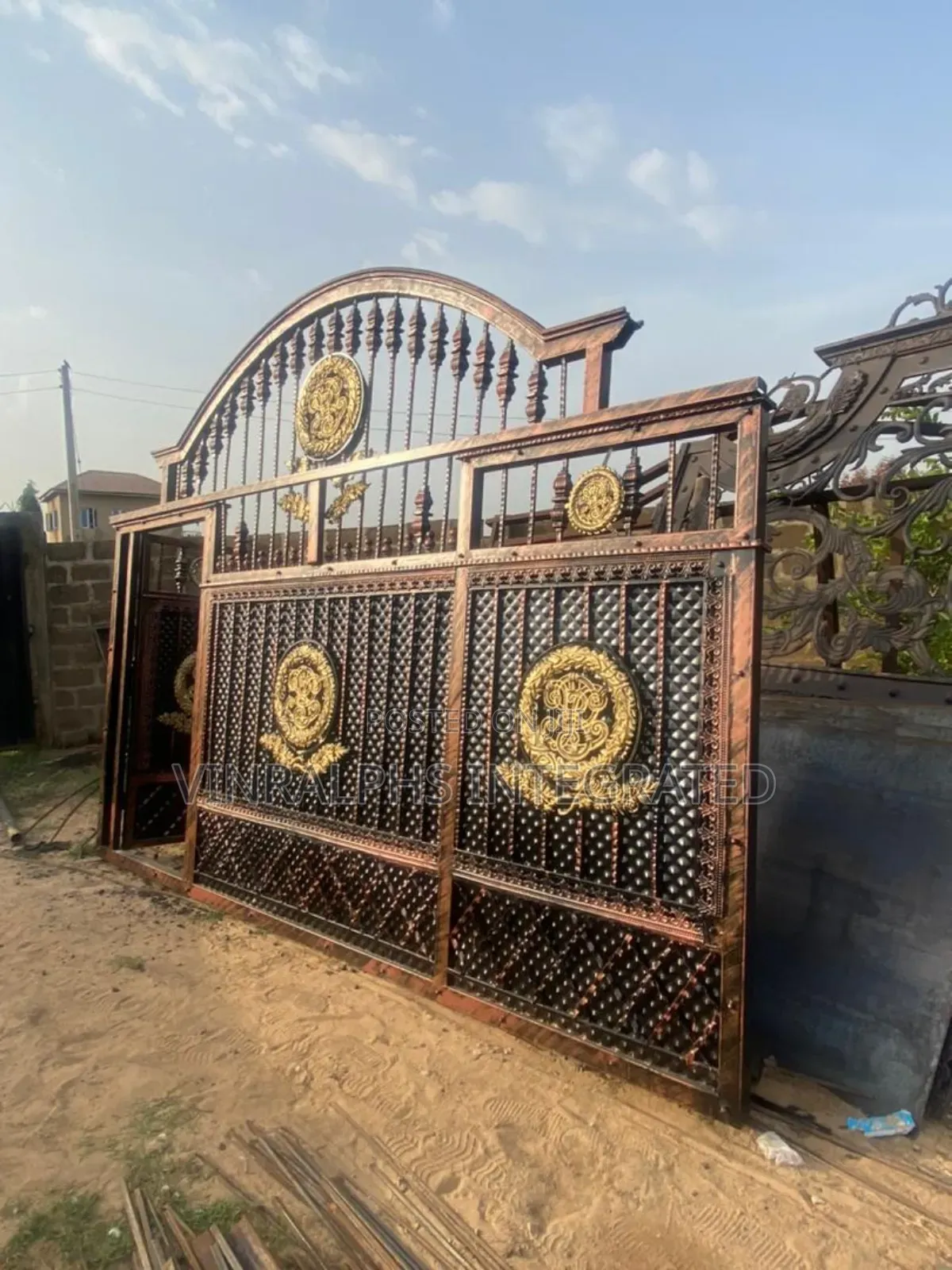 Royal Design Gates Front and Back.