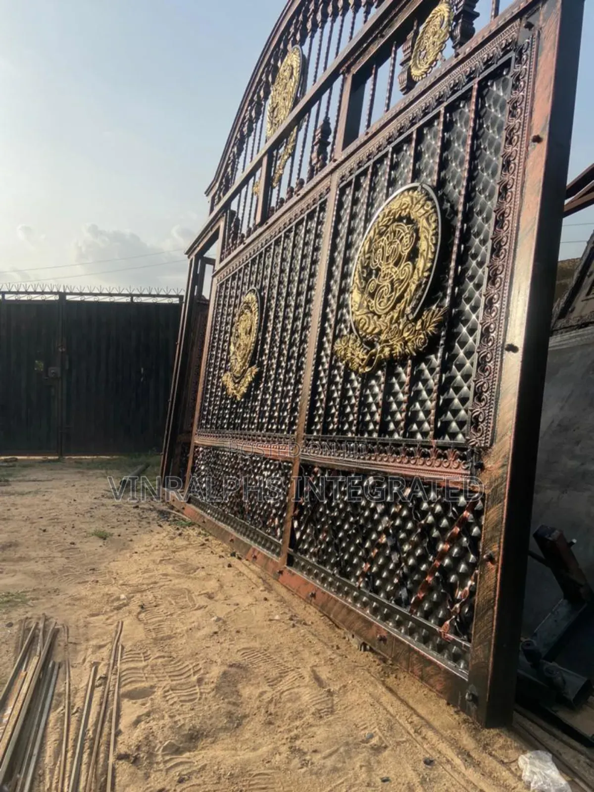 Royal Design Gates Front and Back.