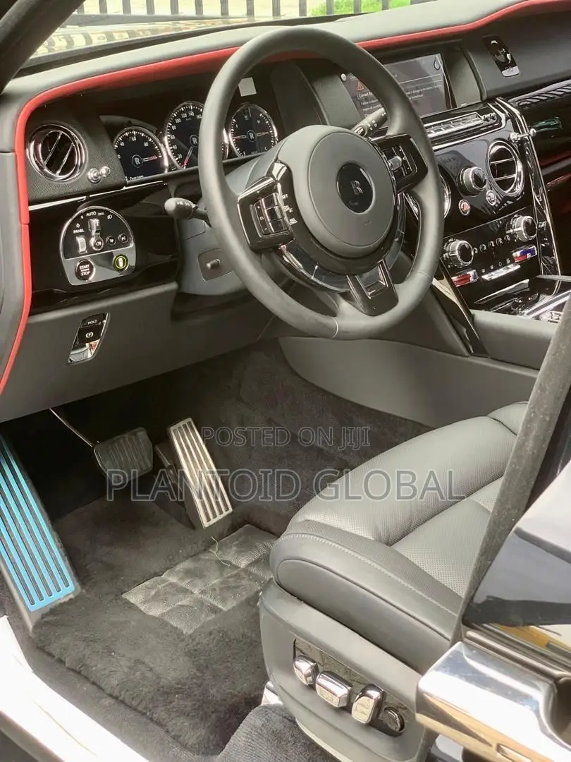 New Rolls-Royce Cullinan 2022 Black