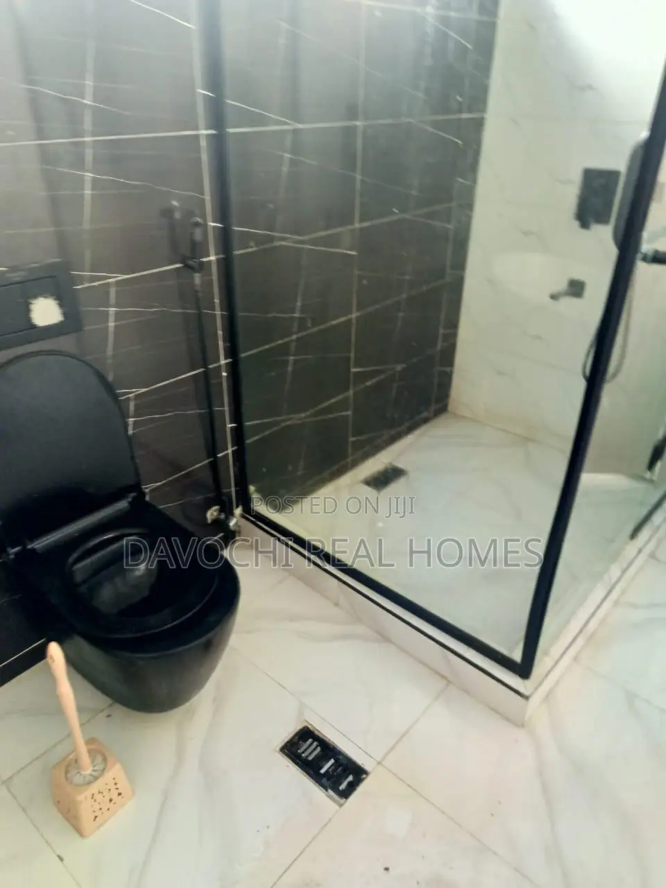4bdrm Duplex in Orchid Road., Lekki Phase 2 for rent