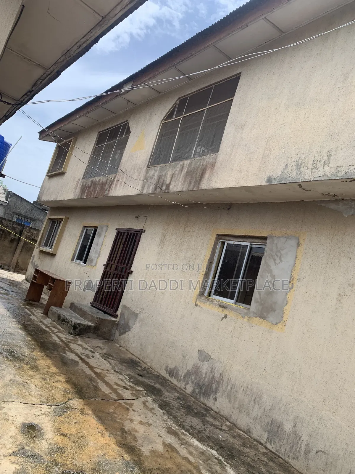 2bdrm Block of Flats in Ayobo for sale