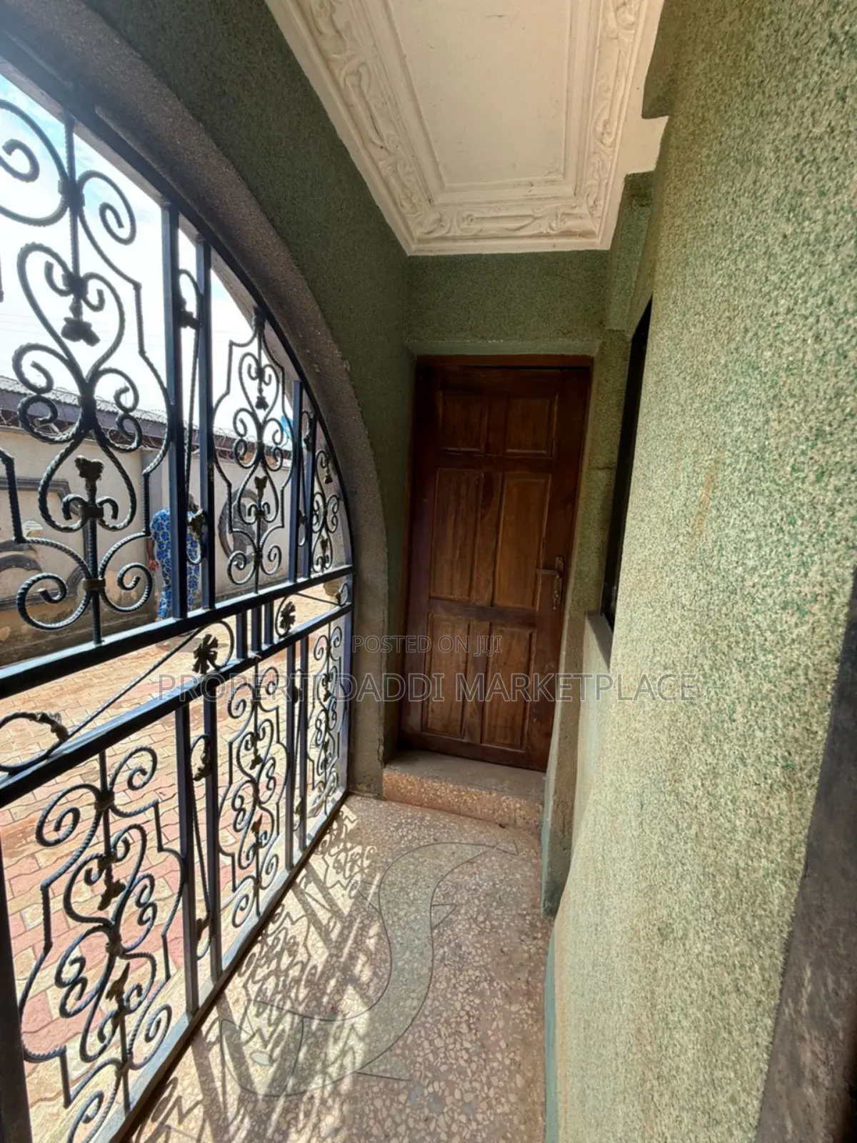 3bdrm Apartment in Ayobo for rent