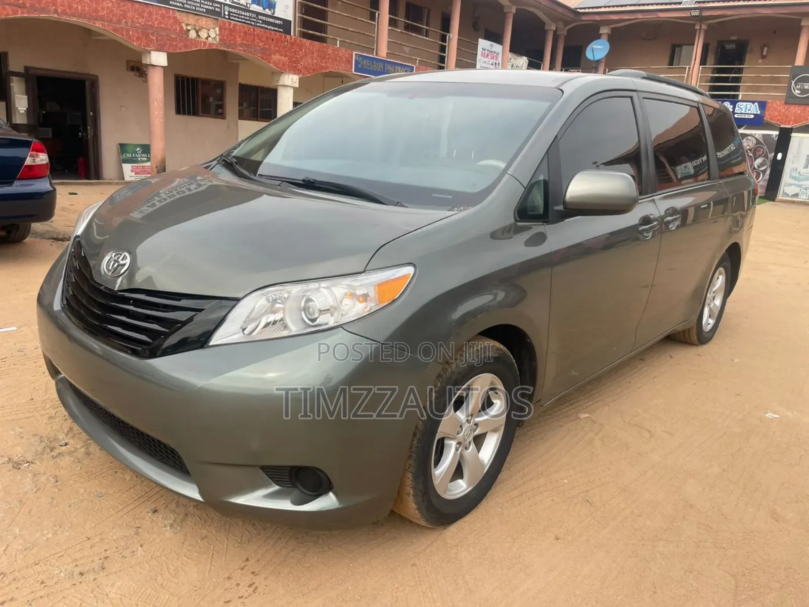 Toyota Aqua 2013 Green