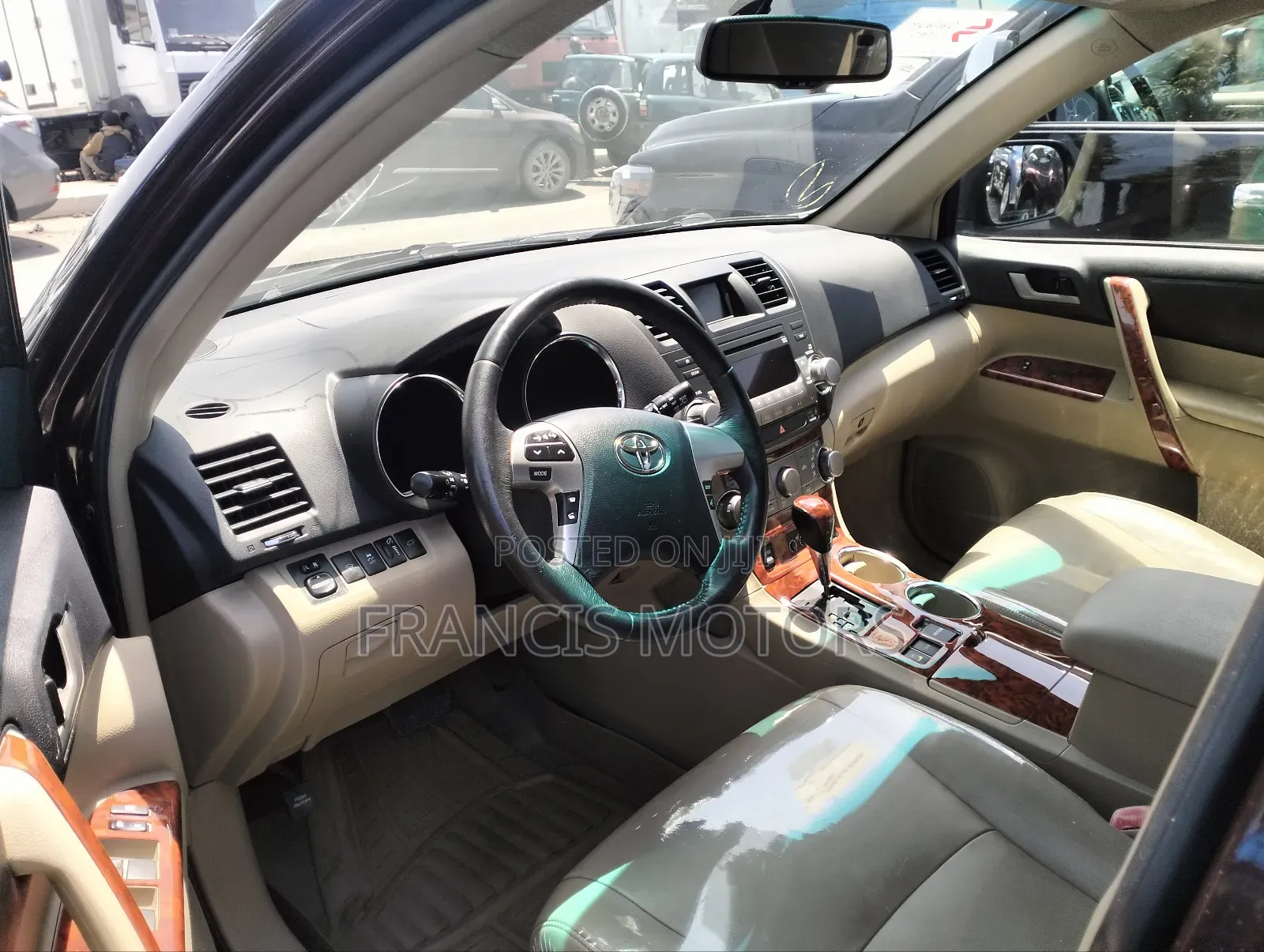 Toyota Highlander 3.5L 4WD 2013 Burgundy
