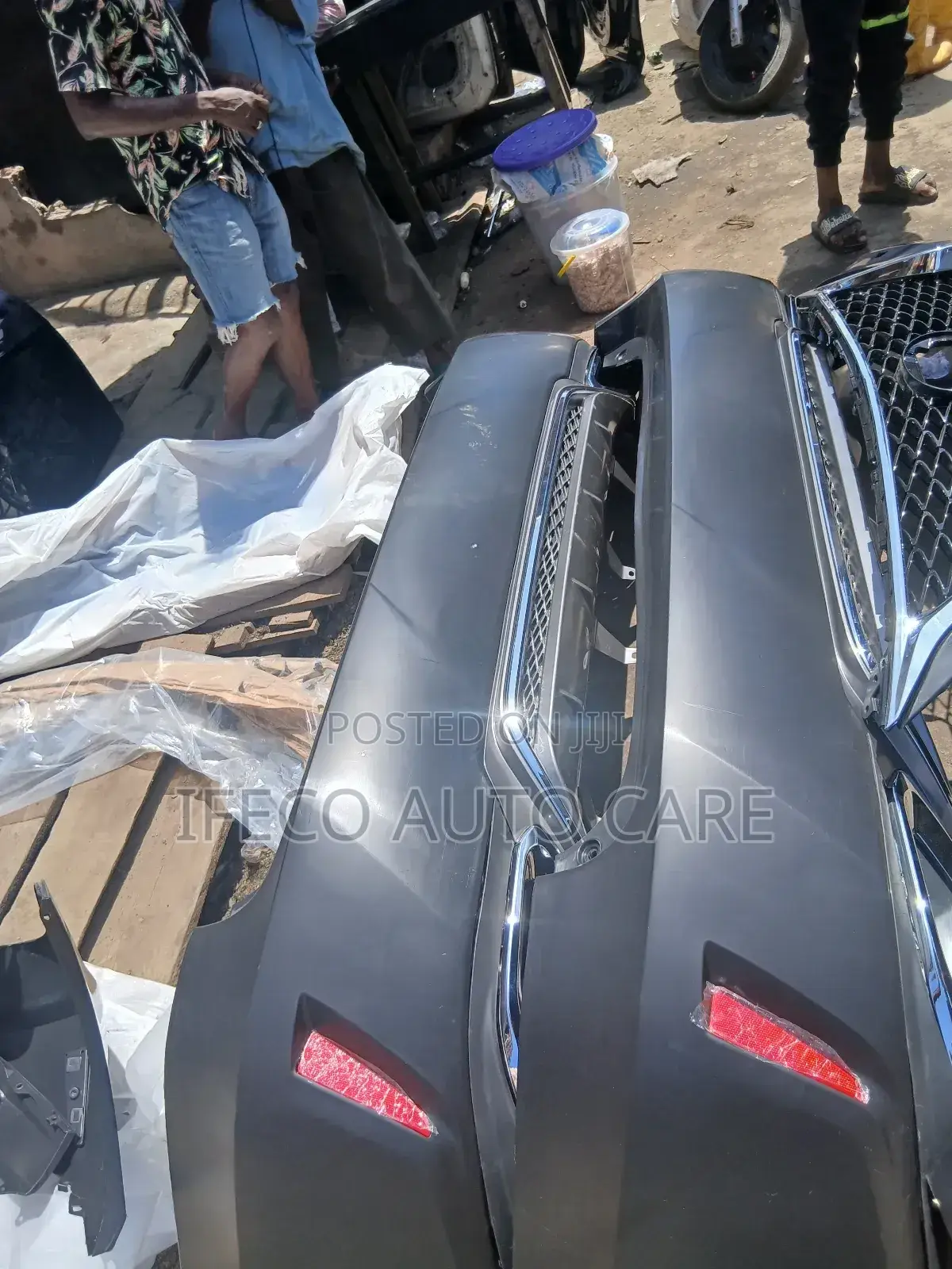 Complete Back Bumper Rx 2018-2020
