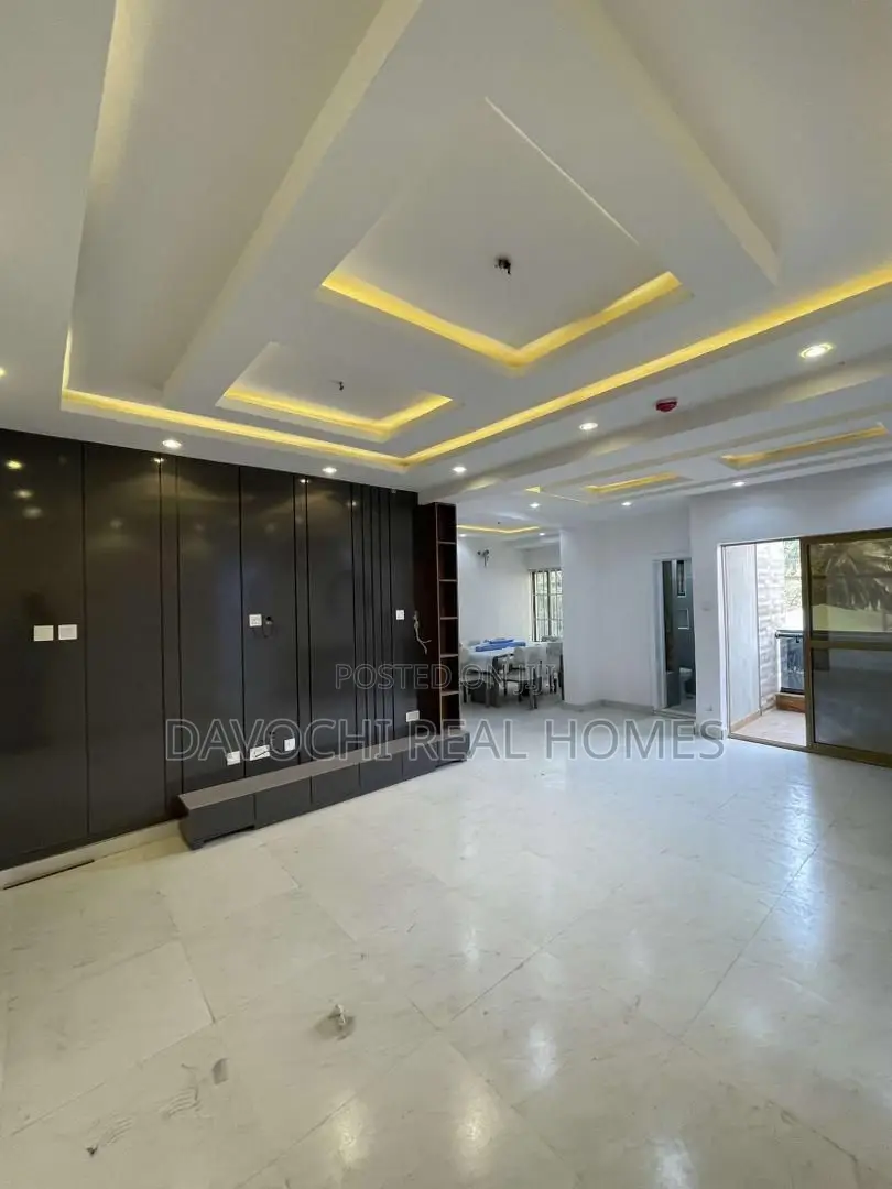 3bdrm Penthouse in Victoria Island for rent