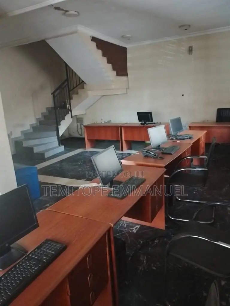 5bdrm Duplex in Ikeja GRA for sale