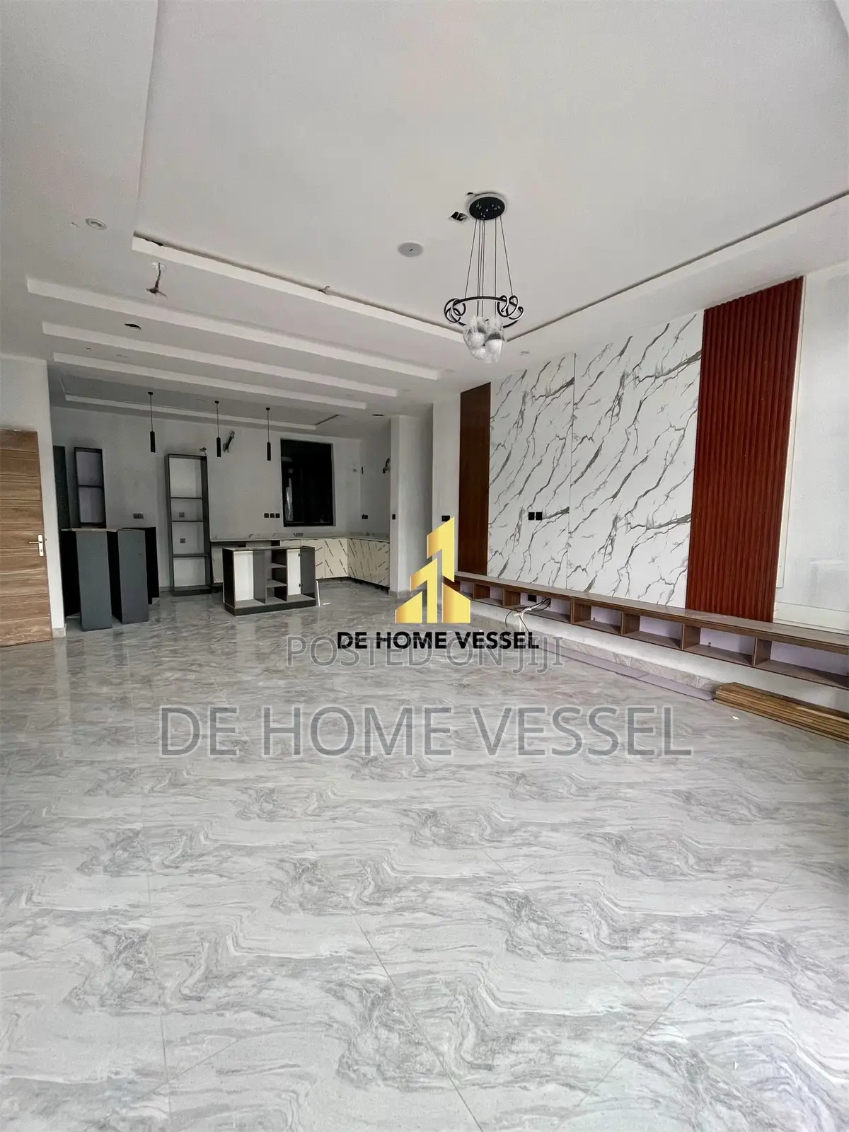 2bdrm Apartment in Ikota for sale