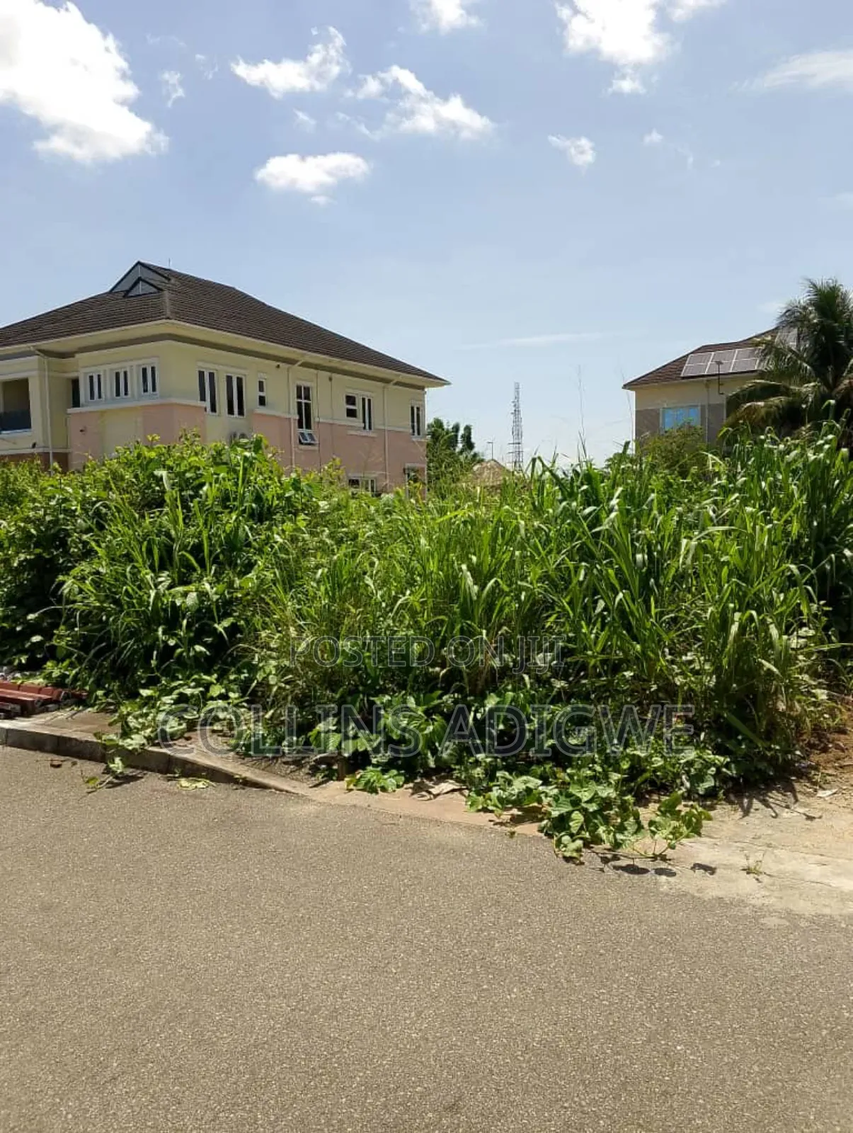 660 SQM Land for Sale at Royal Garden