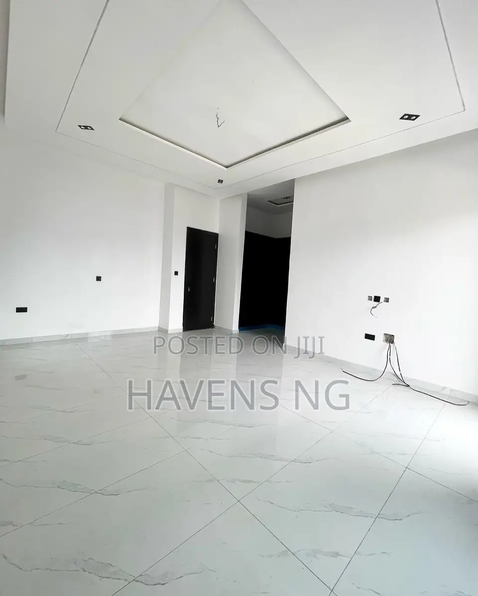4bdrm Duplex in Ado / Ajah for sale
