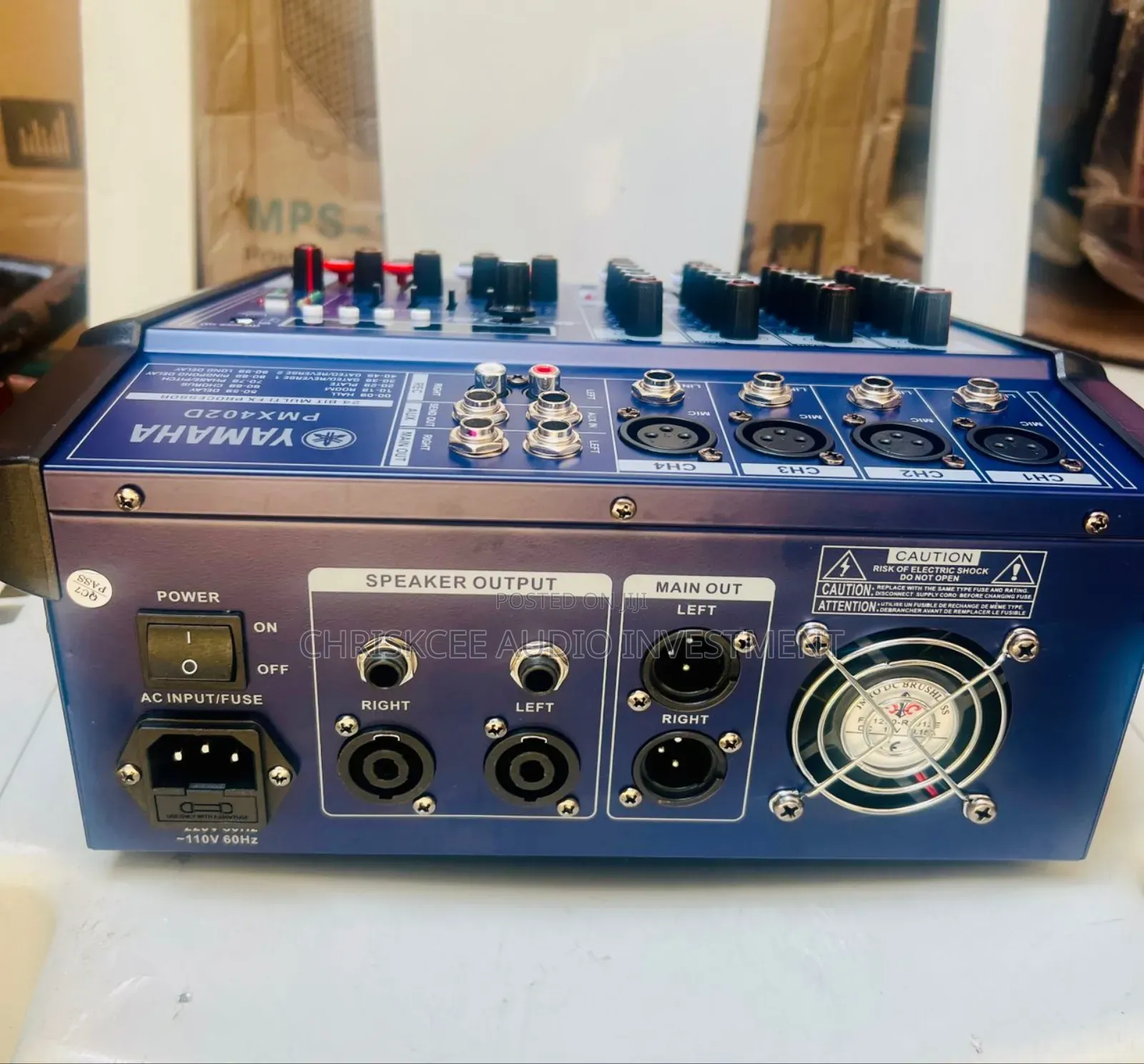 Yamaha 4 Channel Powered Mixer With Effects