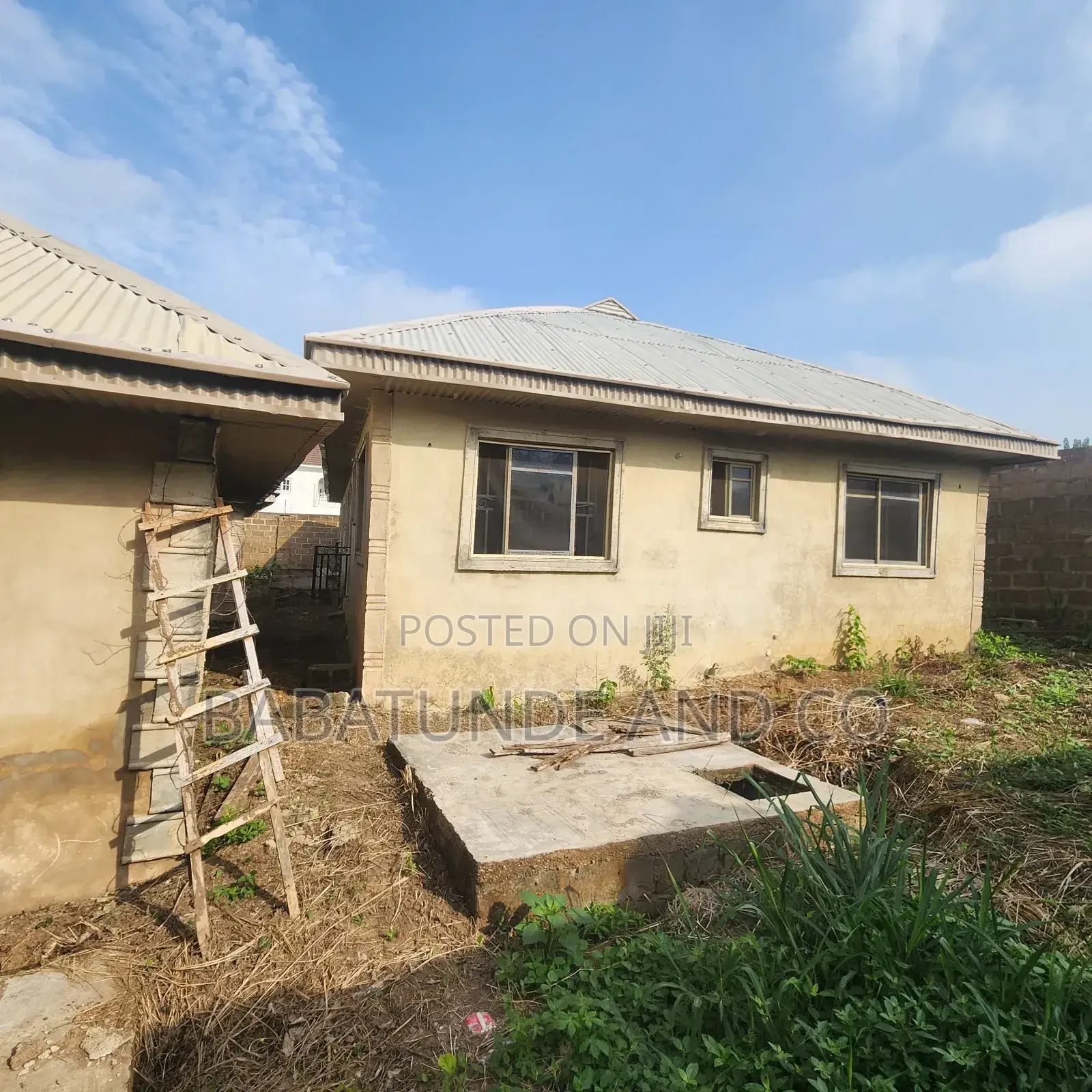 2bdrm Bungalow in Kasumun Estate, Akala Express for sale